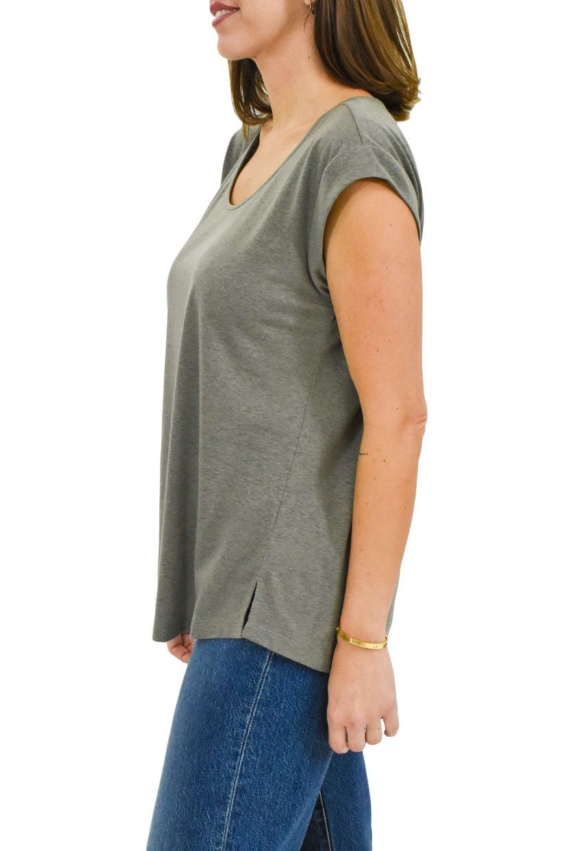 Solid Knit Scoop Neck Top with Cap Sleeves
