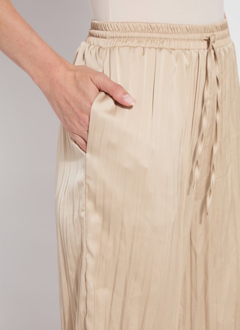 The Packable Pleated Palazzo Pant