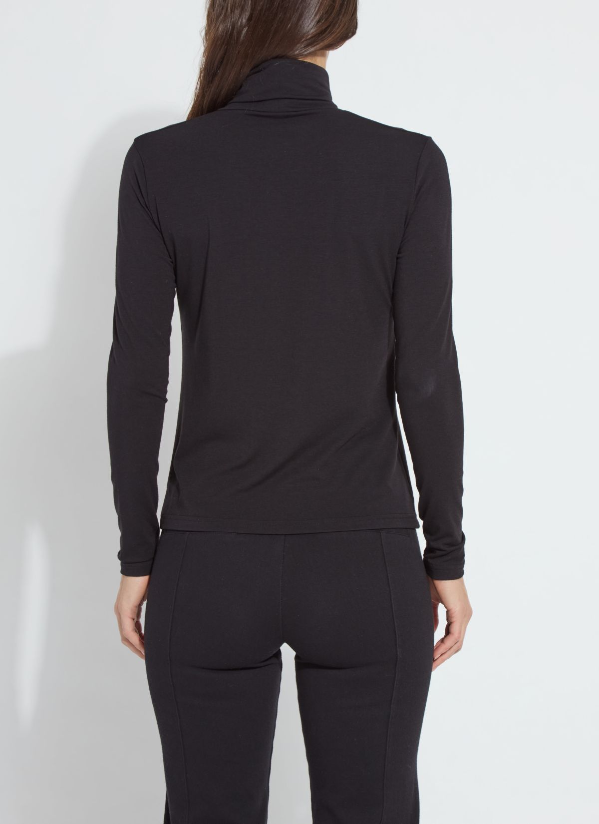 Essential Longsleeve Turtleneck