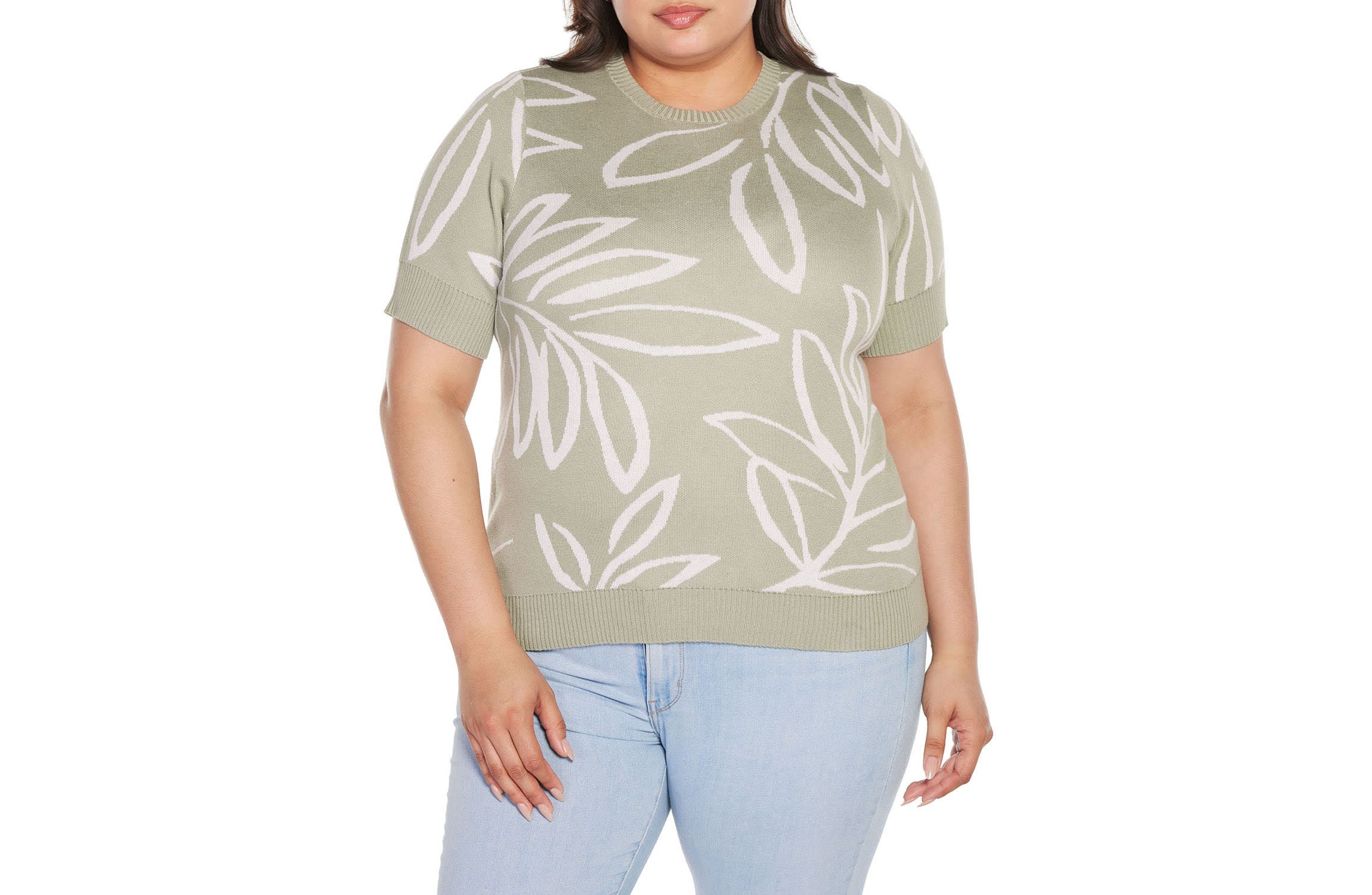 Plus Size Floral Jacquard Short Sleeve Sweater