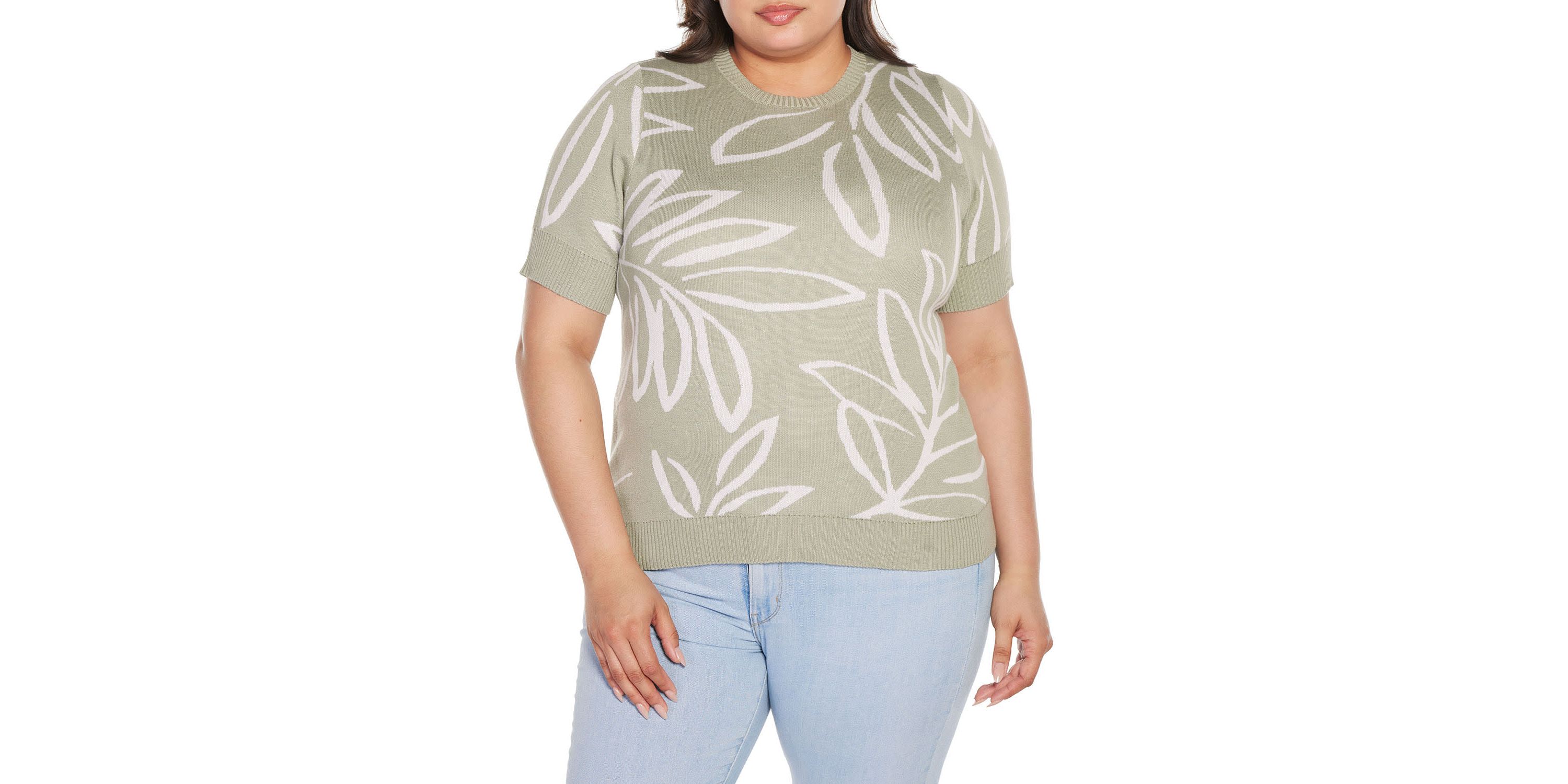 Plus Size Floral Jacquard Short Sleeve Sweater