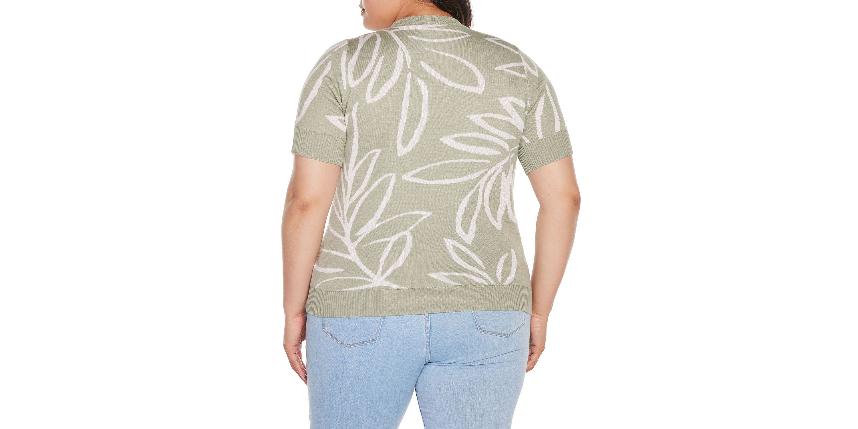 Plus Size Floral Jacquard Short Sleeve Sweater