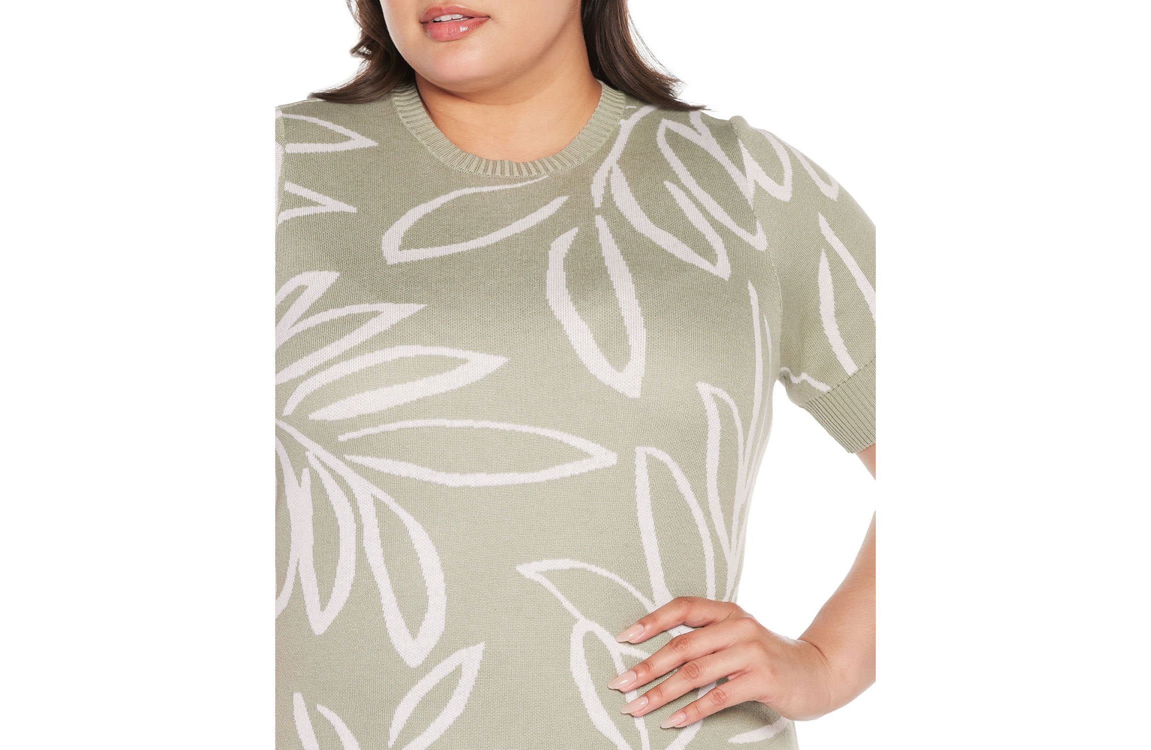 Plus Size Floral Jacquard Short Sleeve Sweater