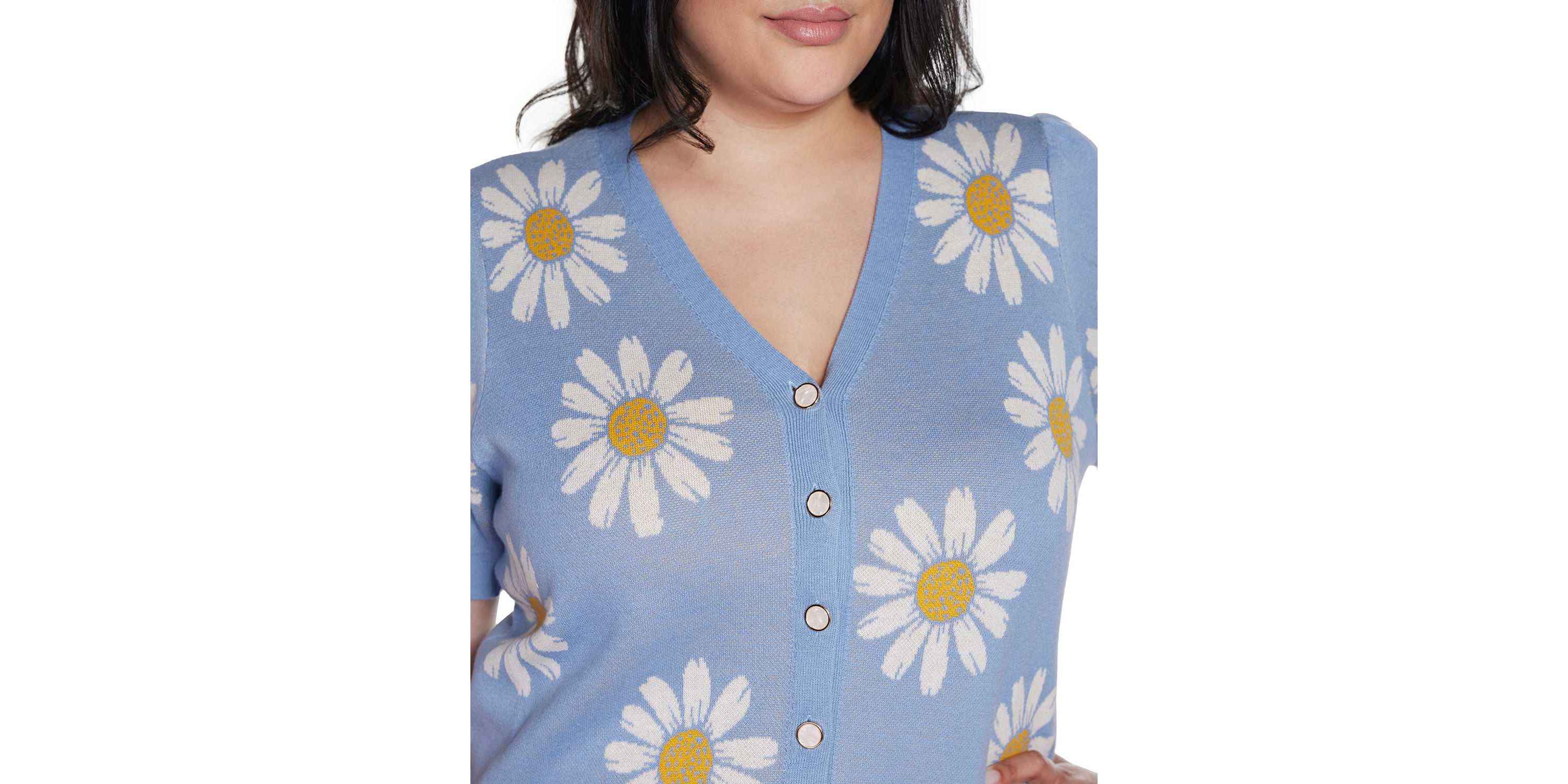 Plus Size Daisy Jacquard V-neck Cardigan Sweater