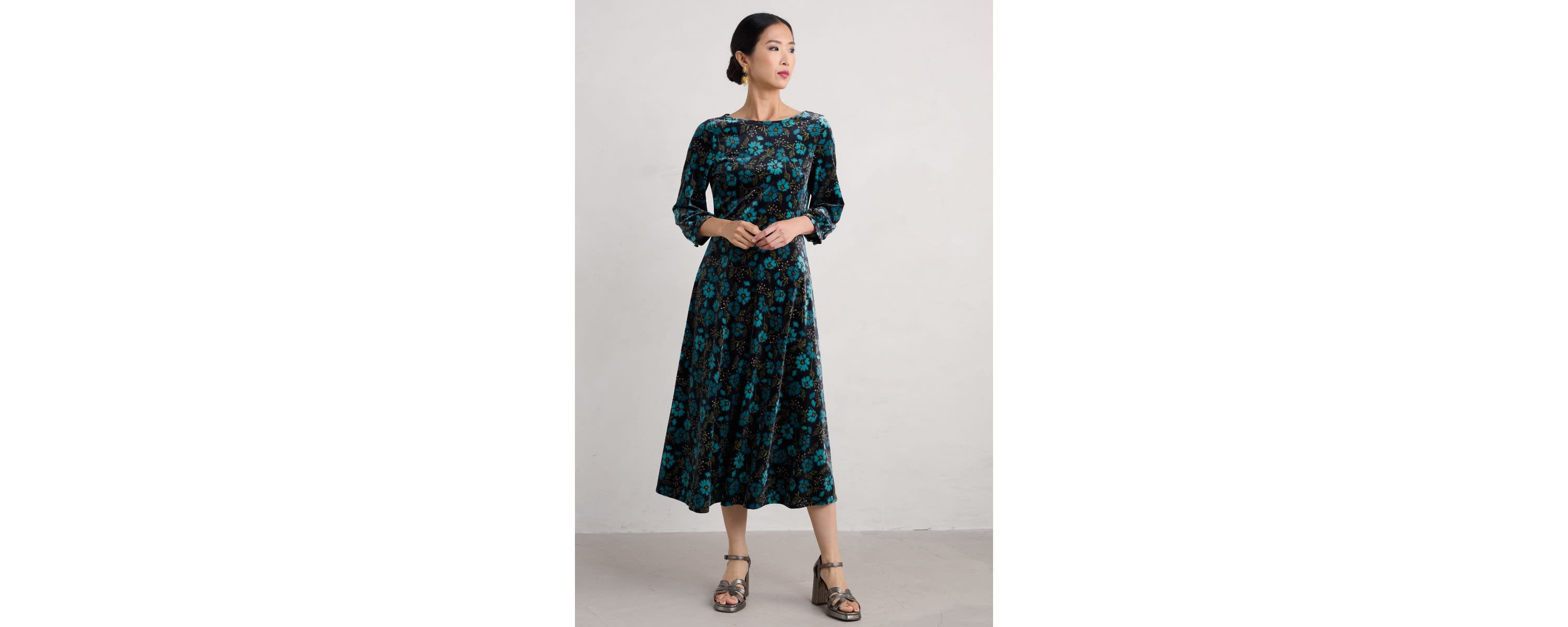 Oak Cottage Dress