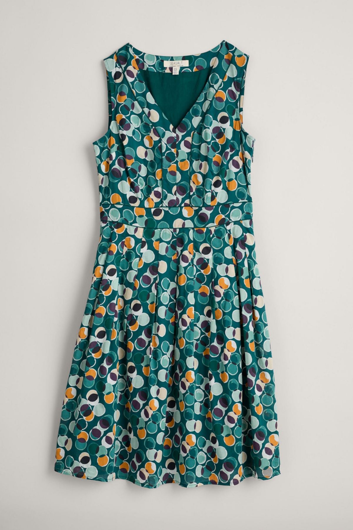 Sleeveless Villa Garden Dress