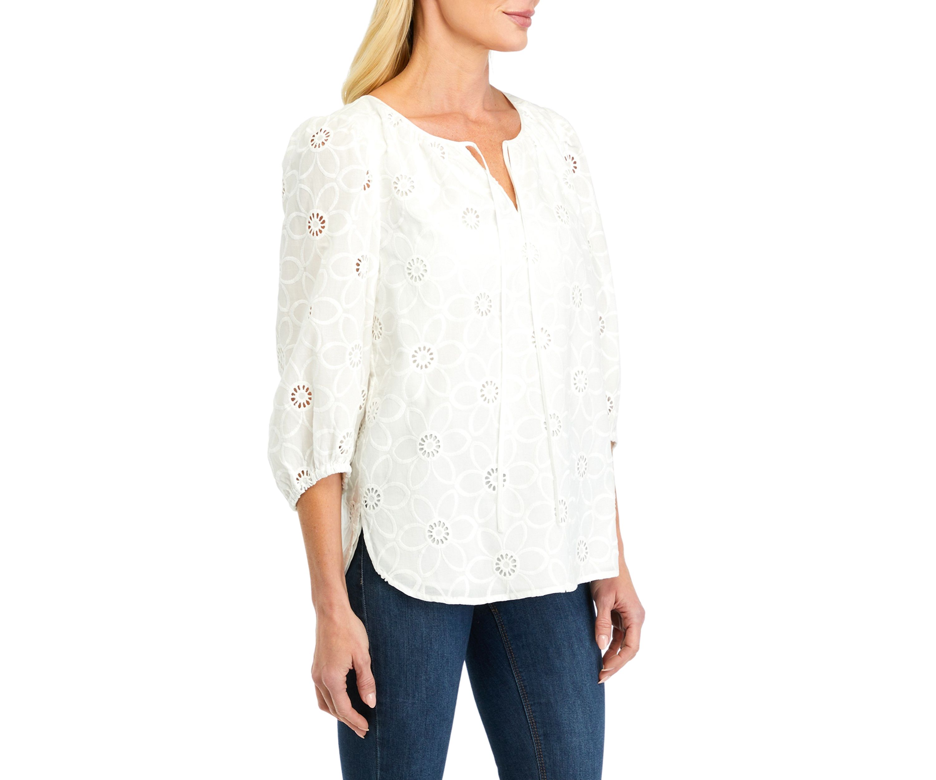 Womens Floral Eyelet 3/4 Sleeve Blouse