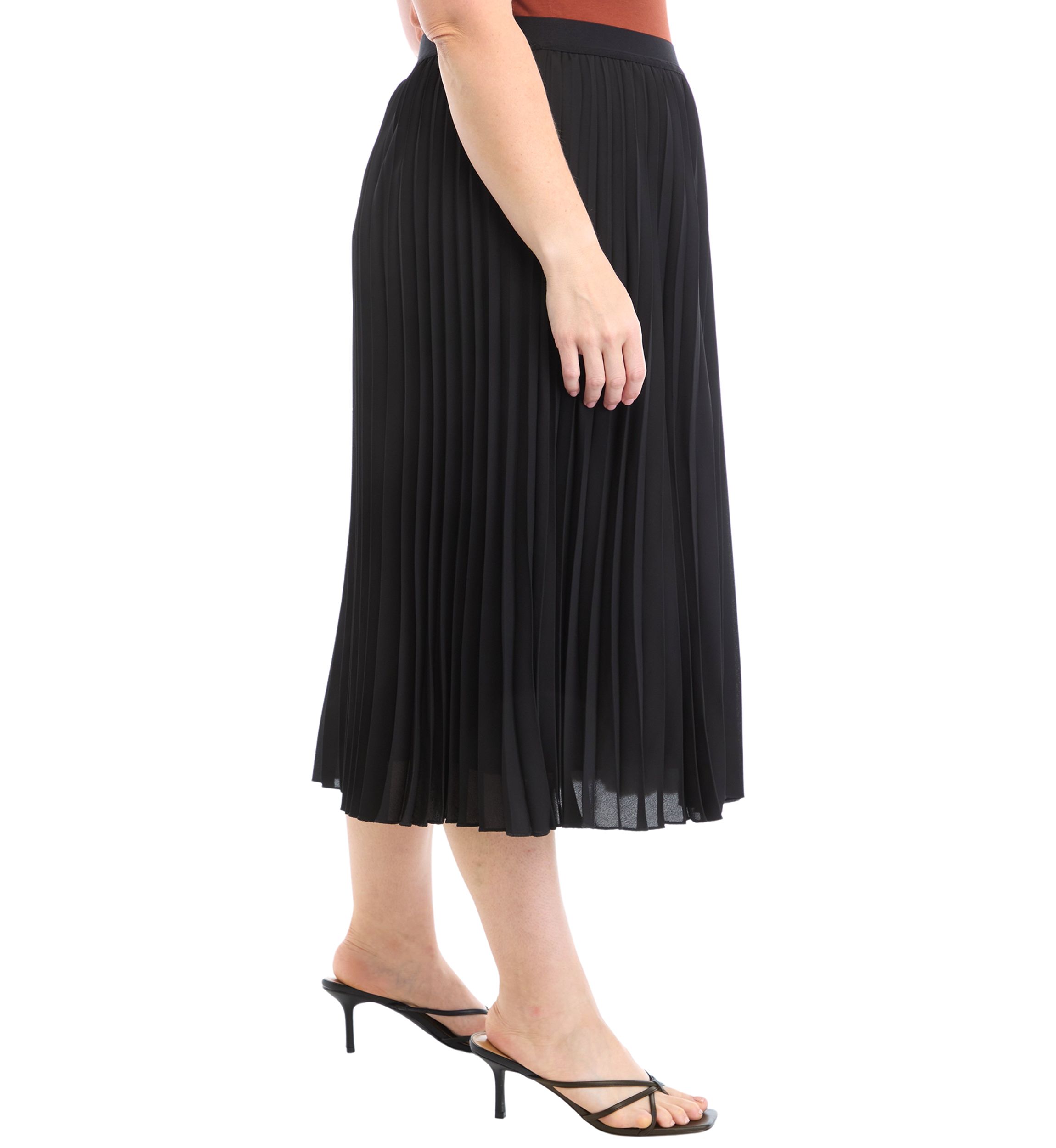 Plus Size Pull On Pleated Skirt
