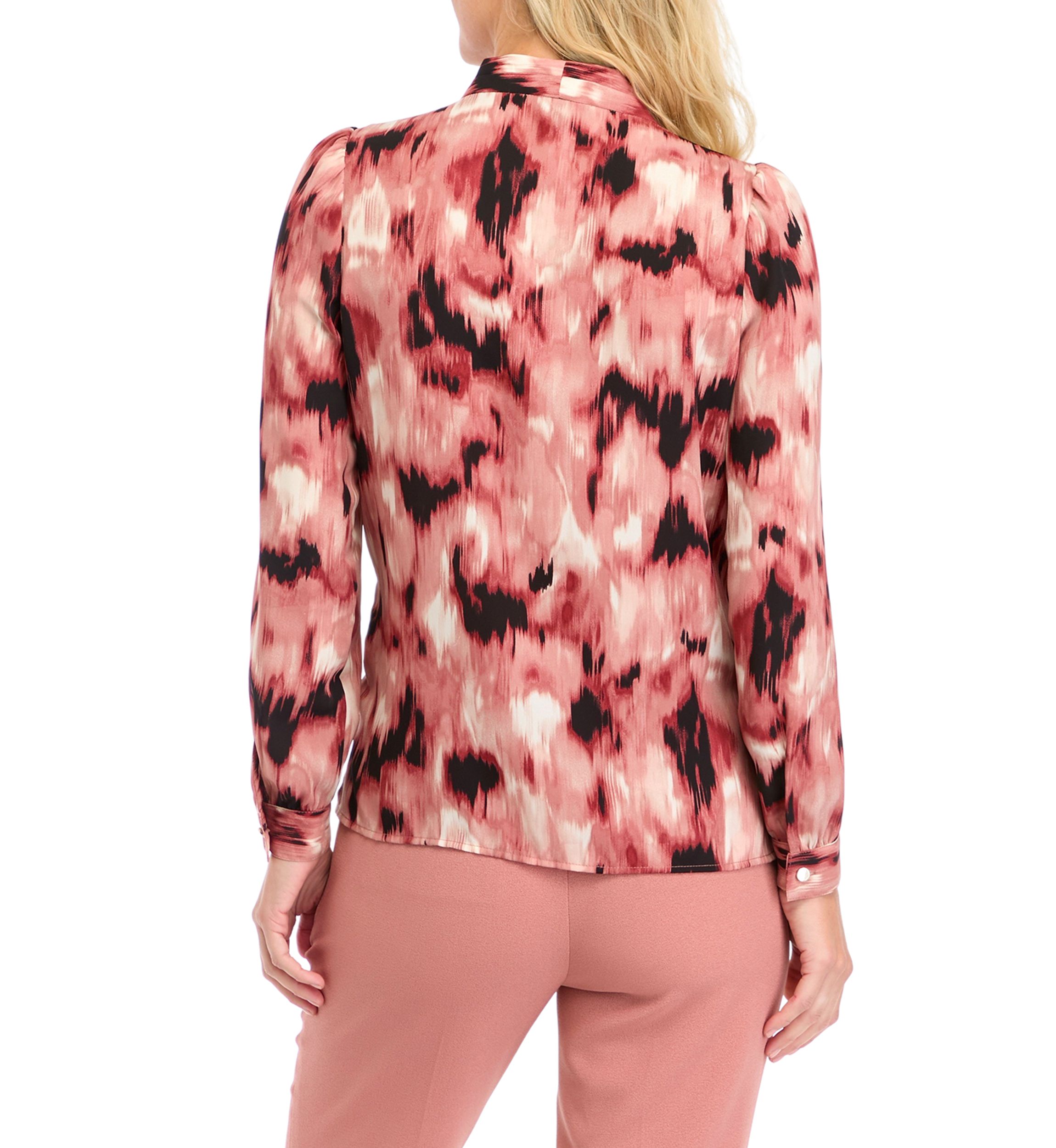 Petite Blurred Print Collarless Button Front Blouse