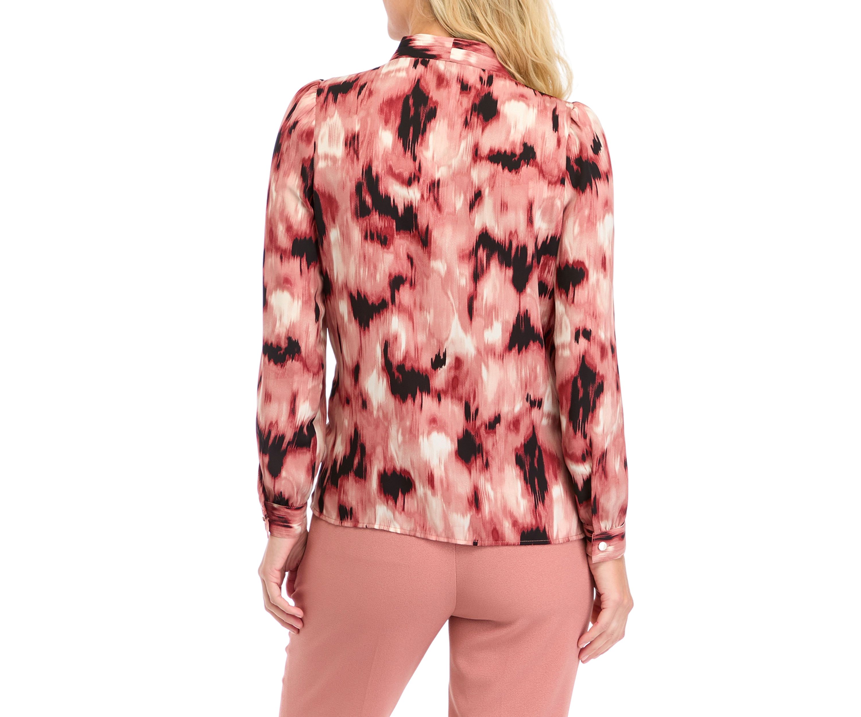 Petite Blurred Print Collarless Button Front Blouse
