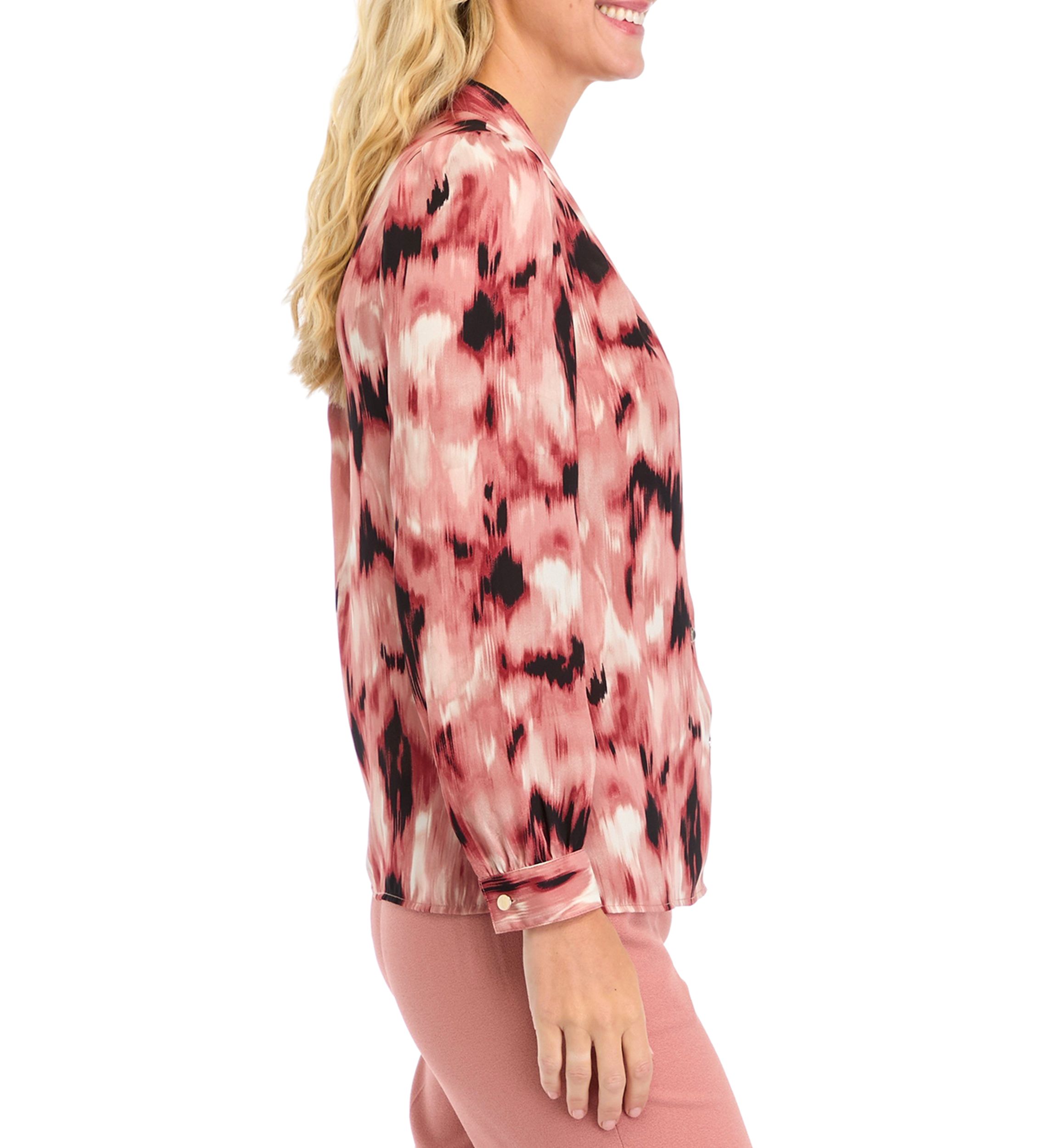 Petite Blurred Print Collarless Button Front Blouse