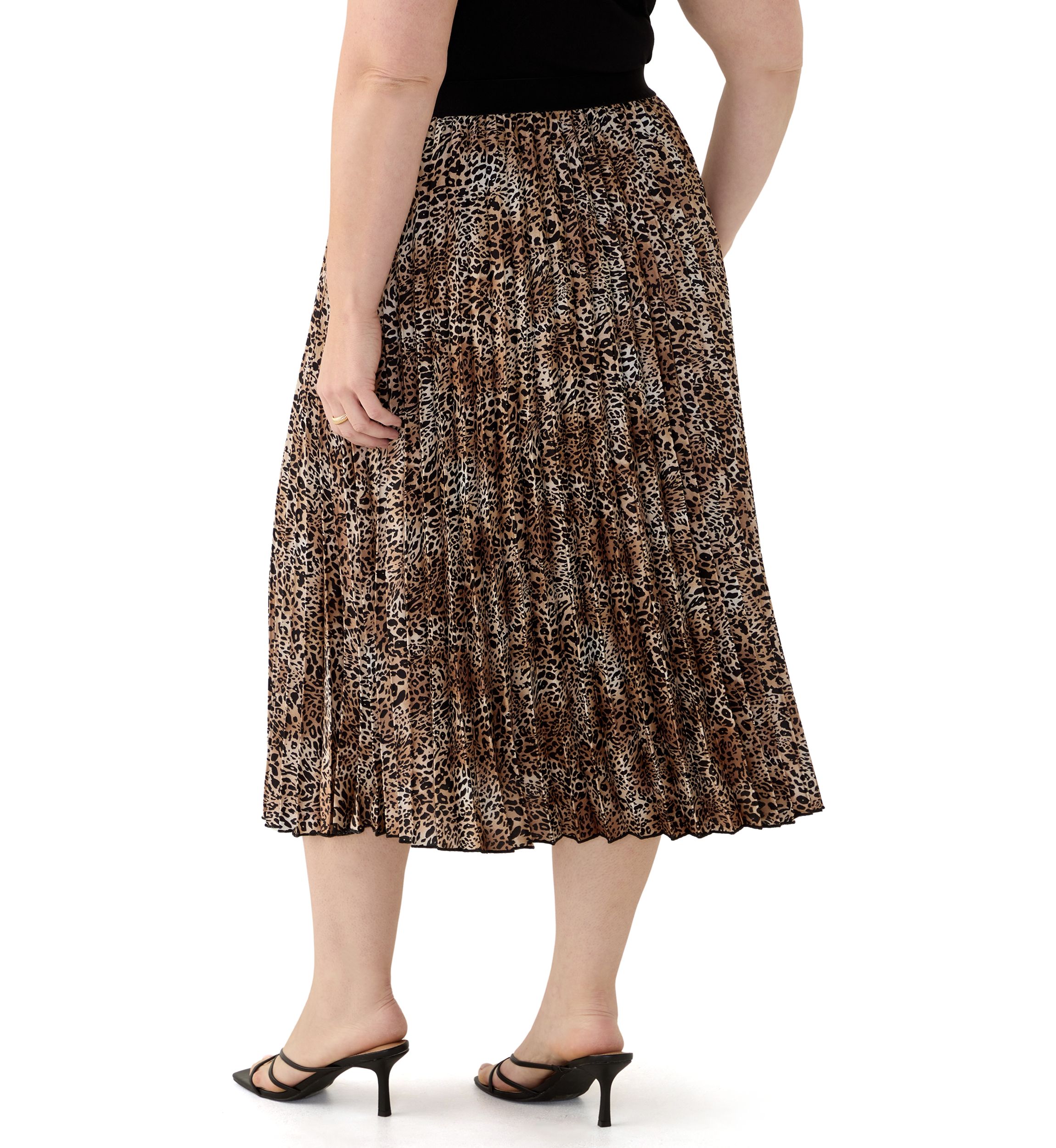 Plus Size Pull On Printed Skirt 