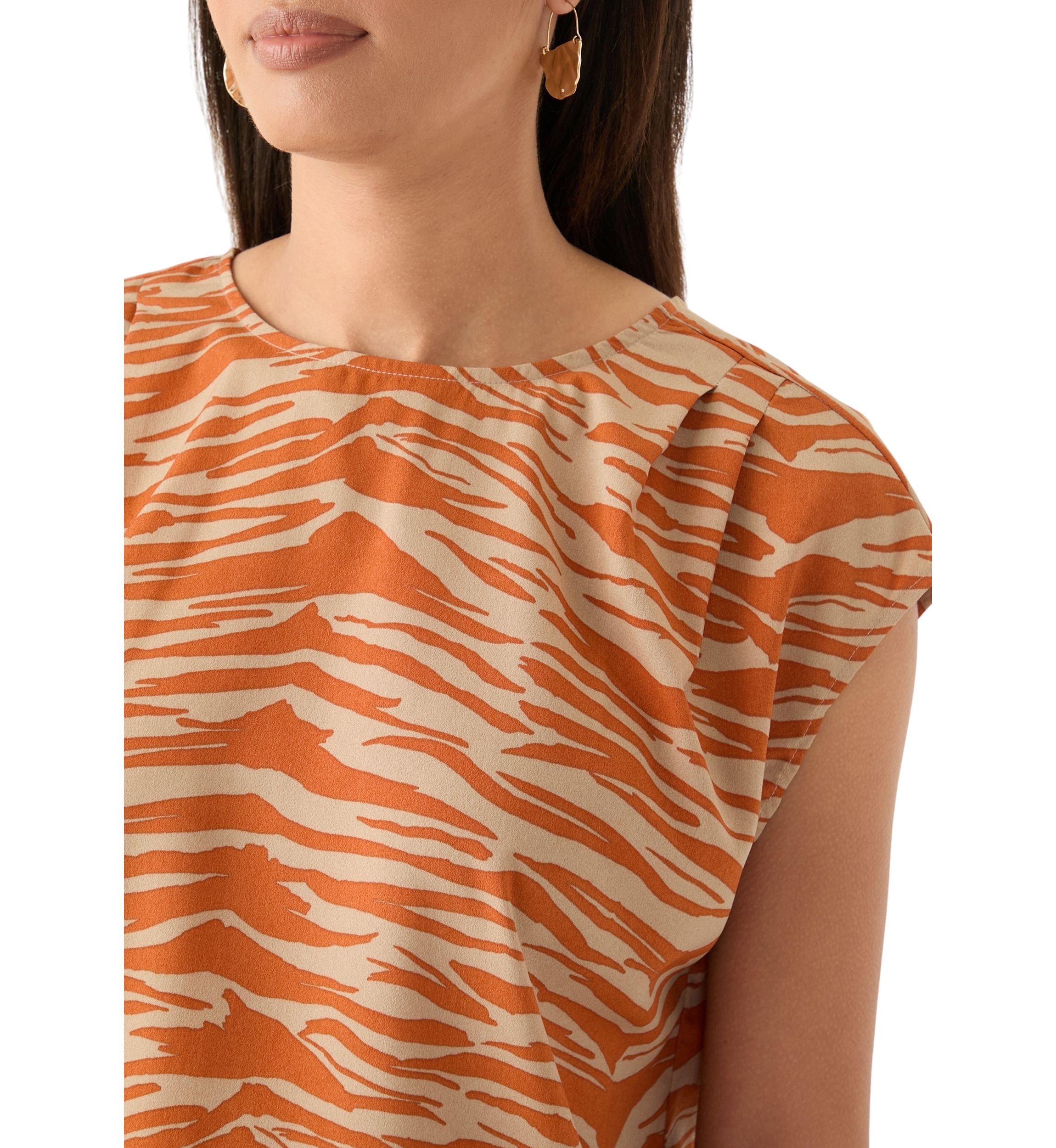 Petite Sleeveless Drop Shoulder Blouse