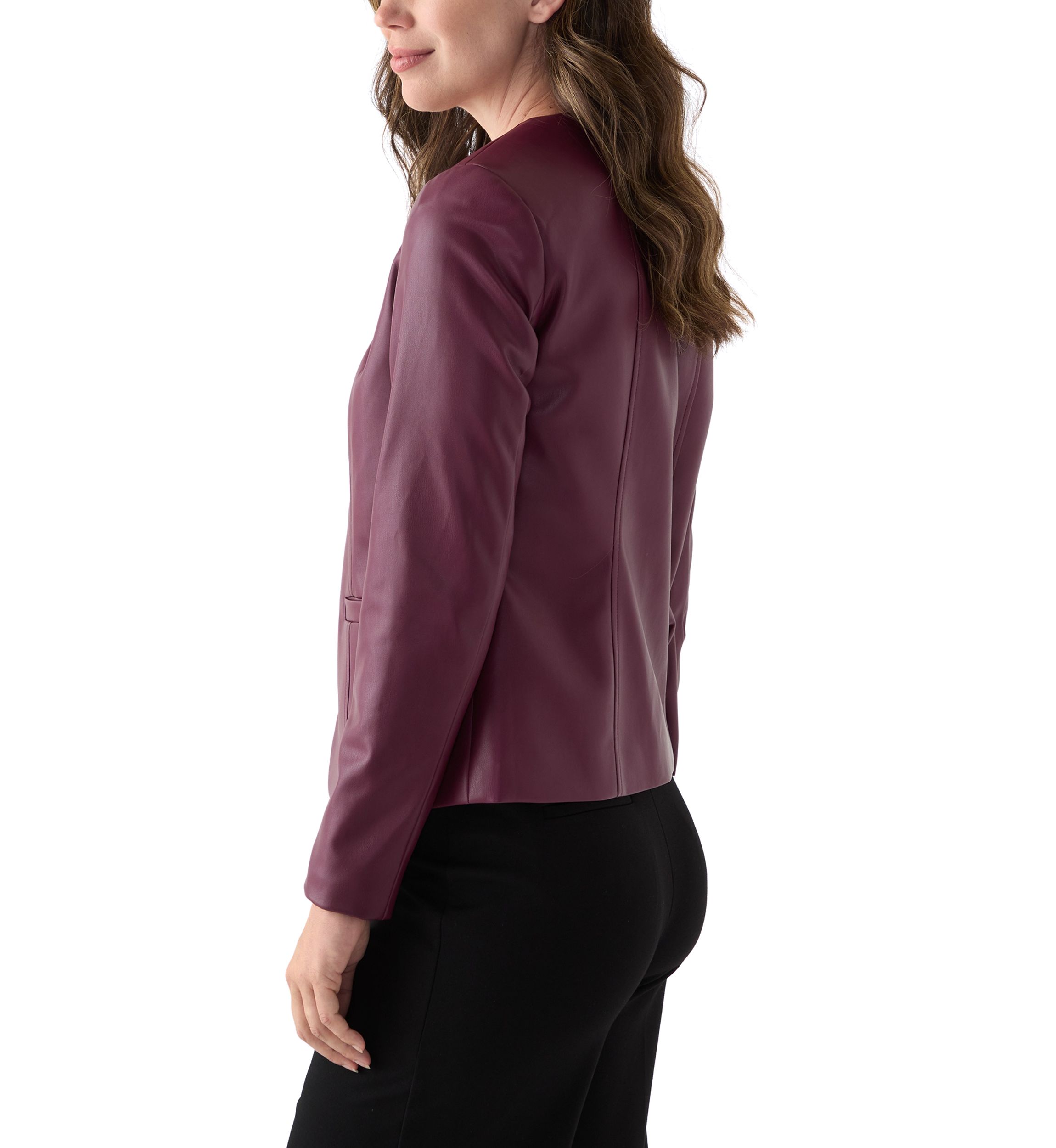 Petite Jacket with Kissing Front 