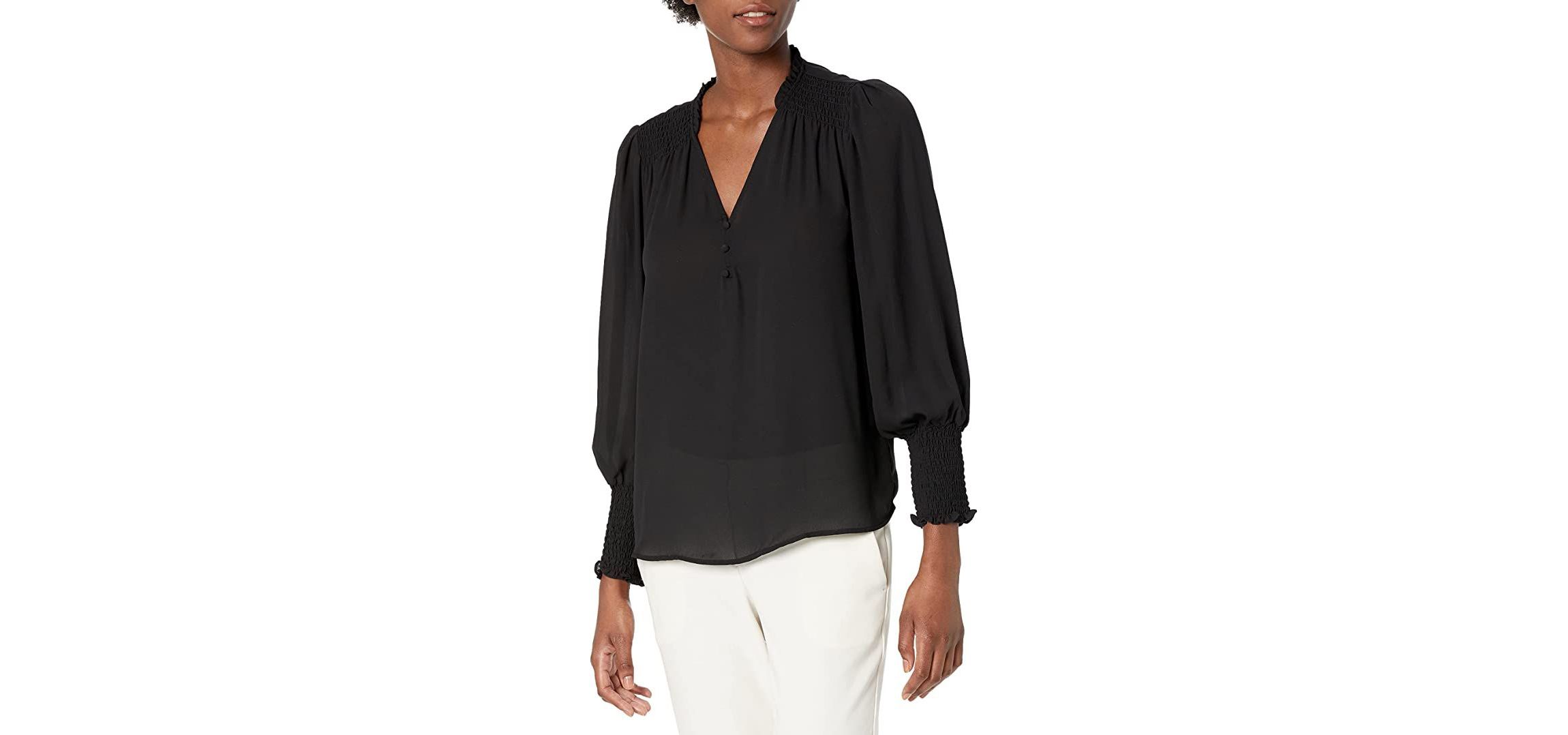 Elegant Blouse with 3 Button Closue + Smock Shoulder