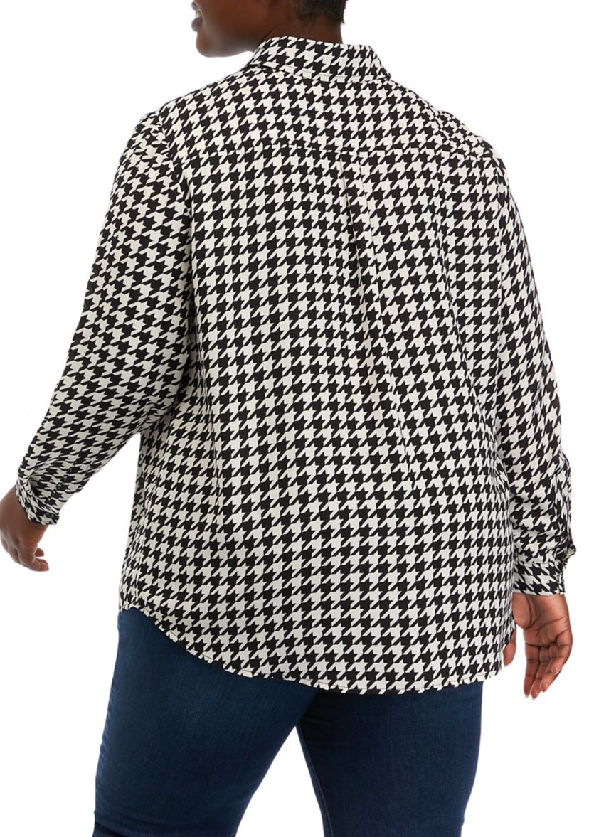 Plus Size Slim Fit Printed Utility Blouse
