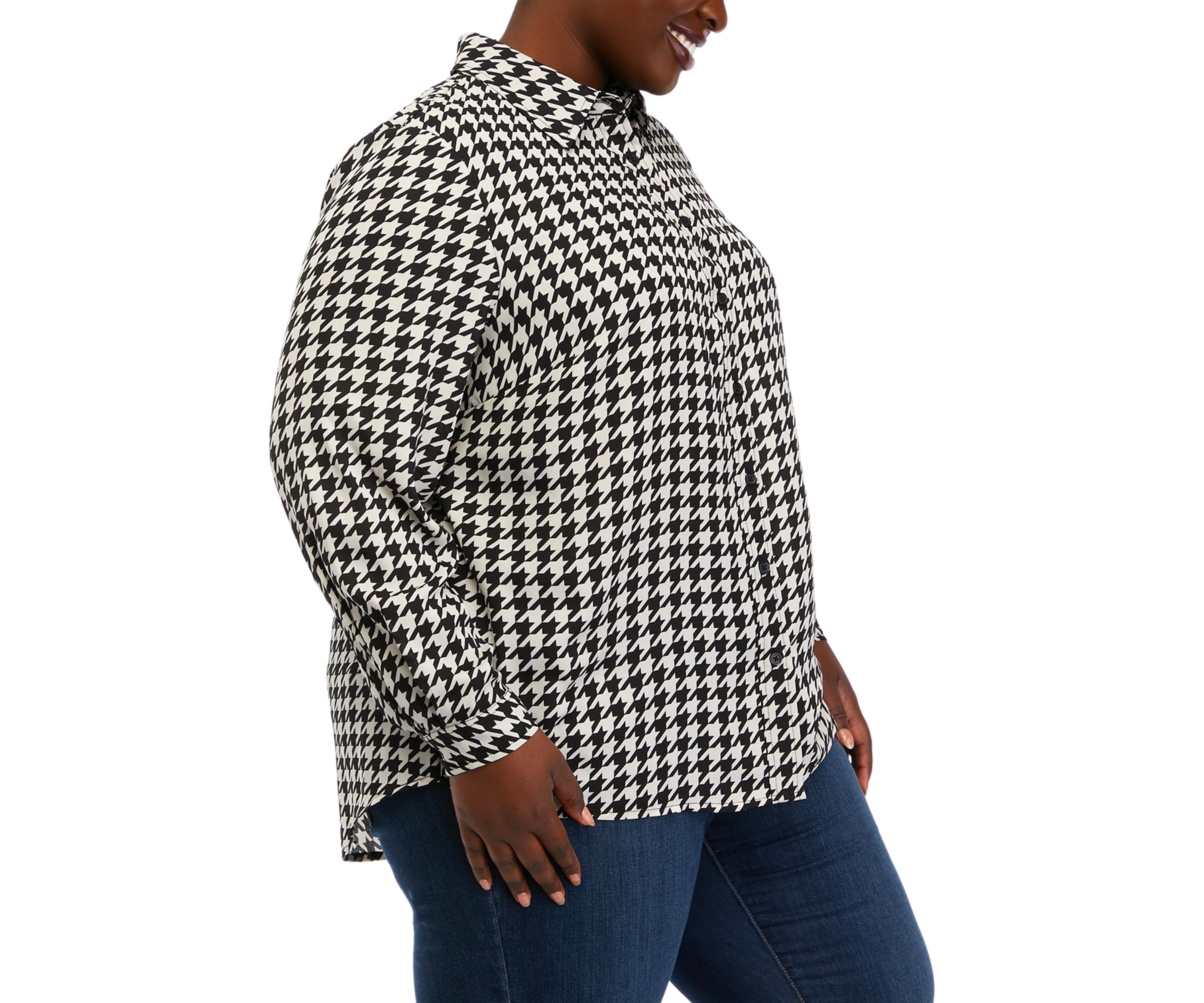 Plus Size Slim Fit Printed Utility Blouse