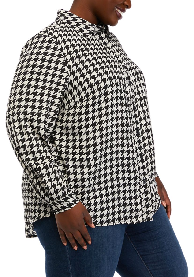 Plus Size Slim Fit Printed Utility Blouse