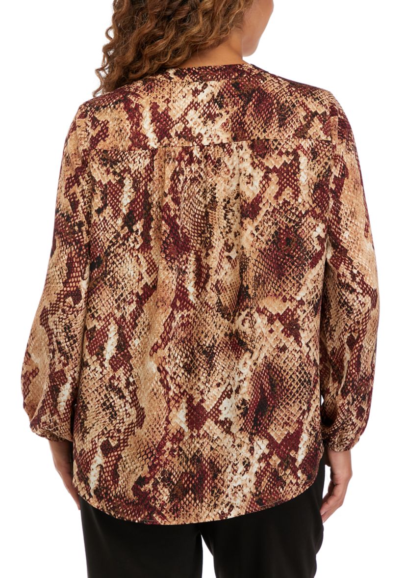 Petite V-Neck Woven Animal Print Peasant Top
