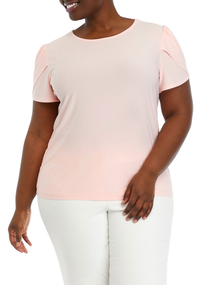 Plus Size Short Tulip Sleeve Top
