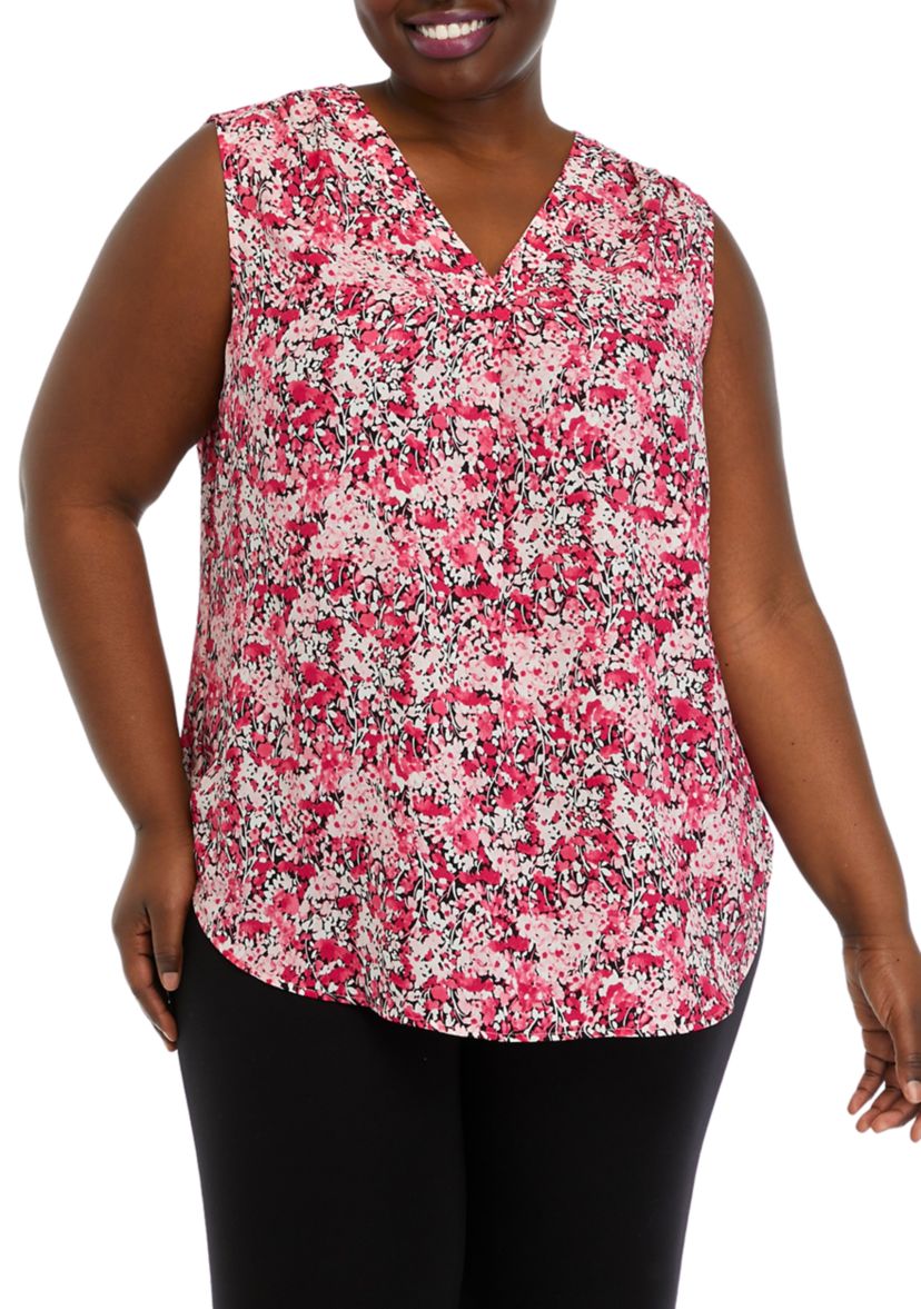 Plus Size Sleeveless V-Neck Pleat Front Tunic Top