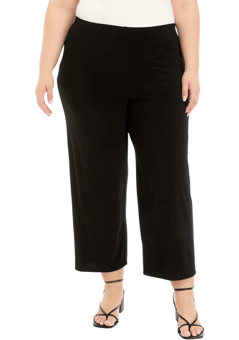 Plus Size Pull On Wide Leg Knit Cropped Pants