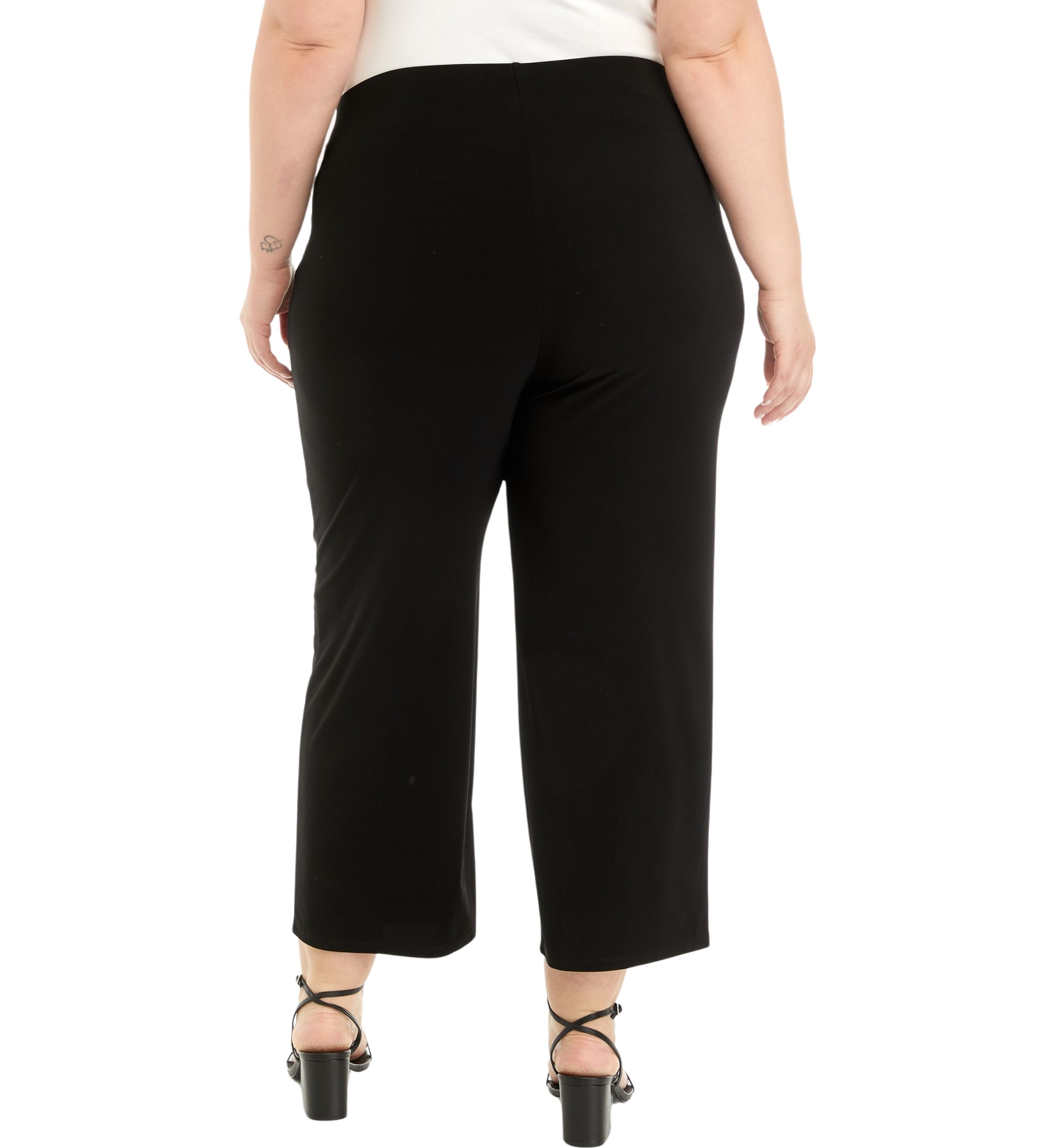 Plus Size Pull On Wide Leg Knit Cropped Pants