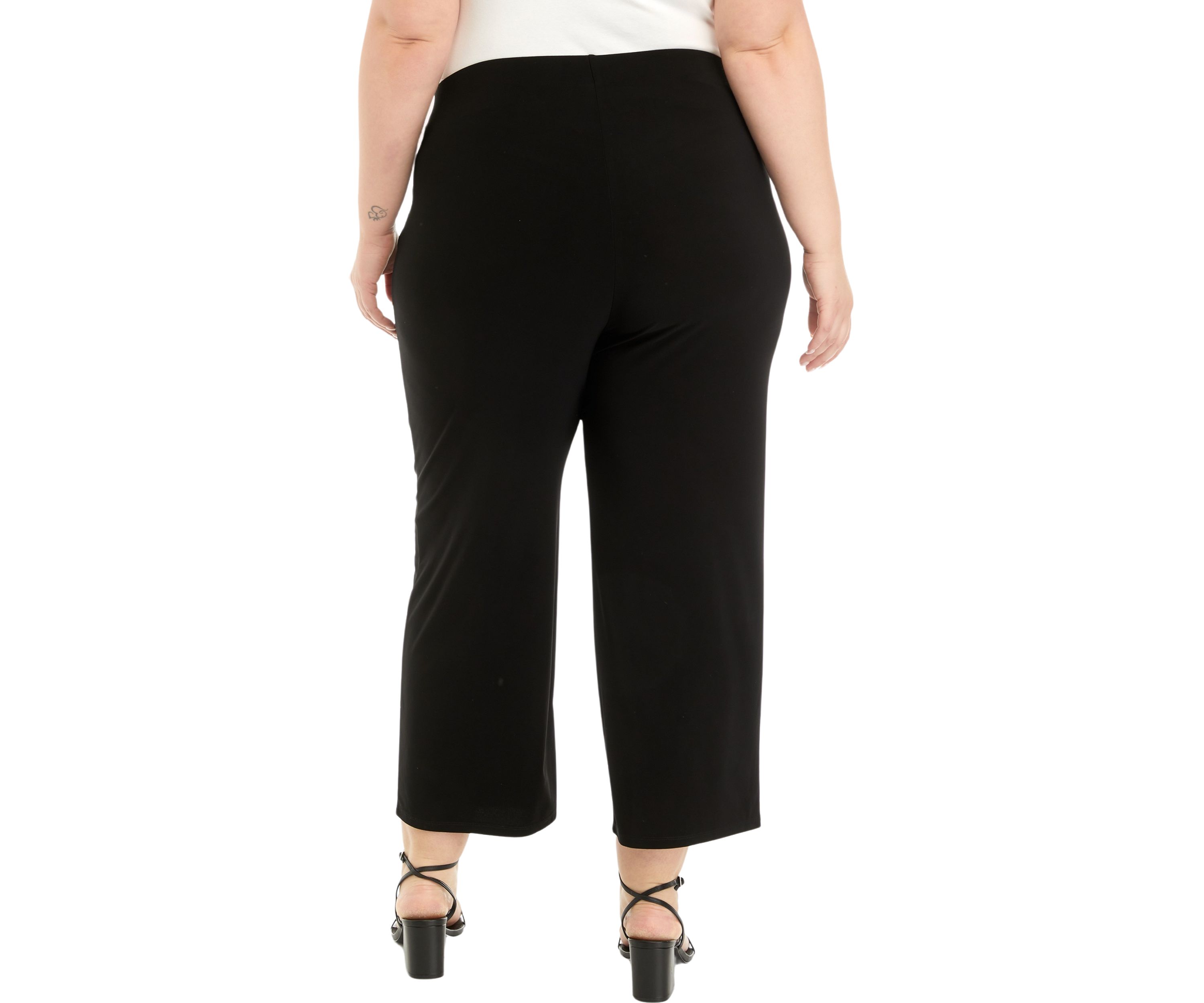 Plus Size Pull On Wide Leg Knit Cropped Pants