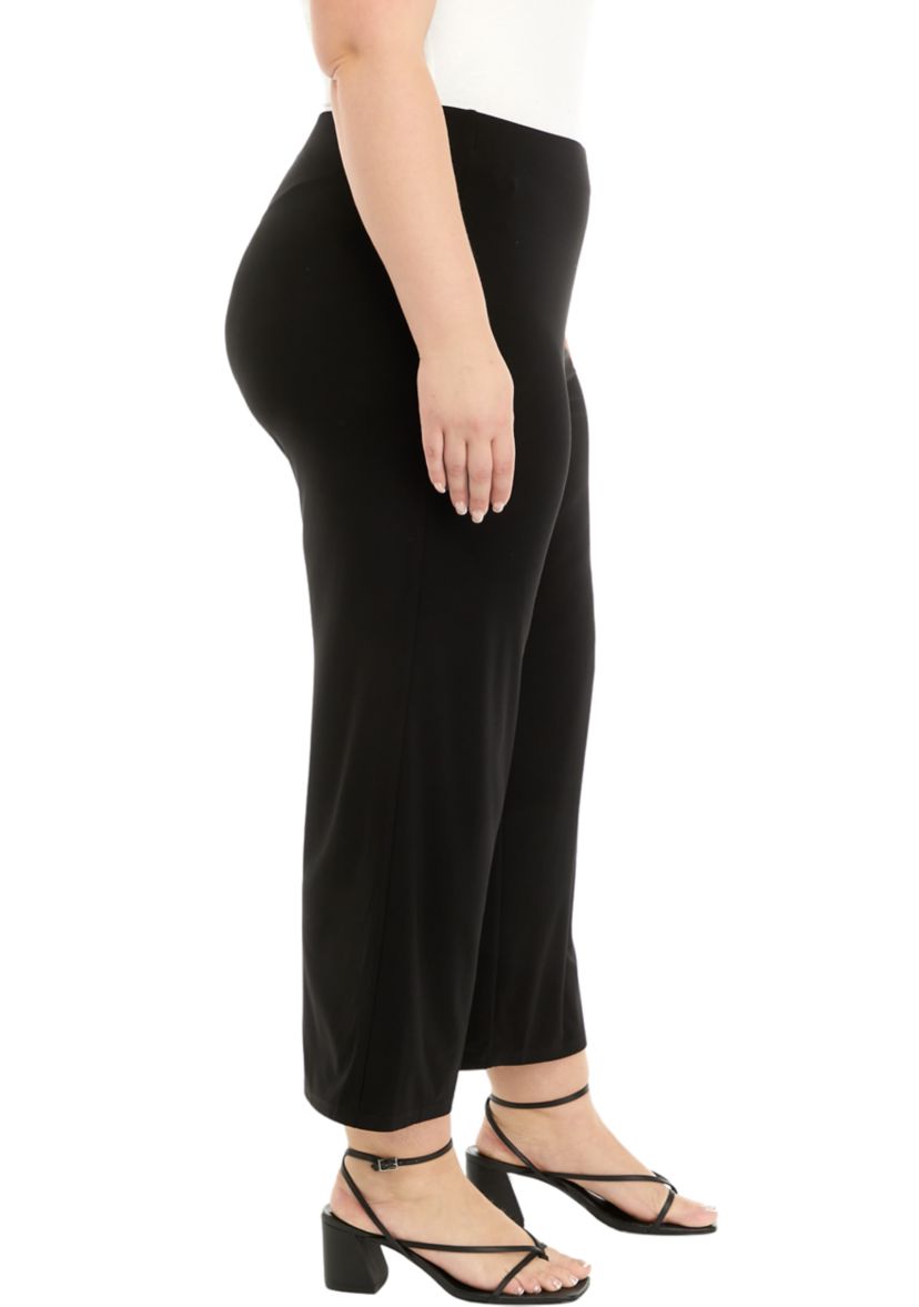 Plus Size Pull On Wide Leg Knit Cropped Pants