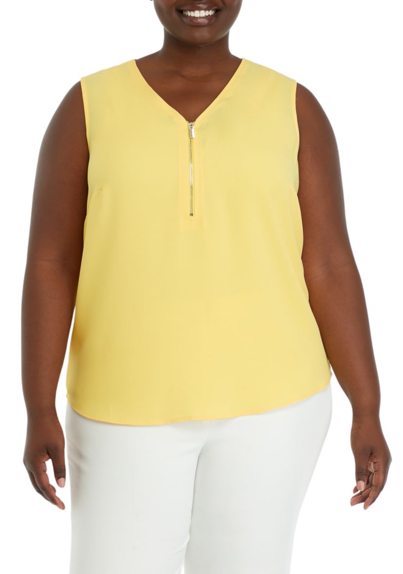 Plus Size Sleeveless V-Neck Half Zip Blouse