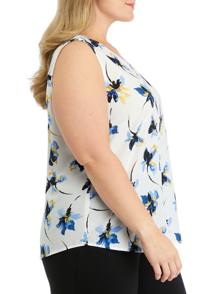Plus Size Sleeveless V-Neck Half Zip Blouse