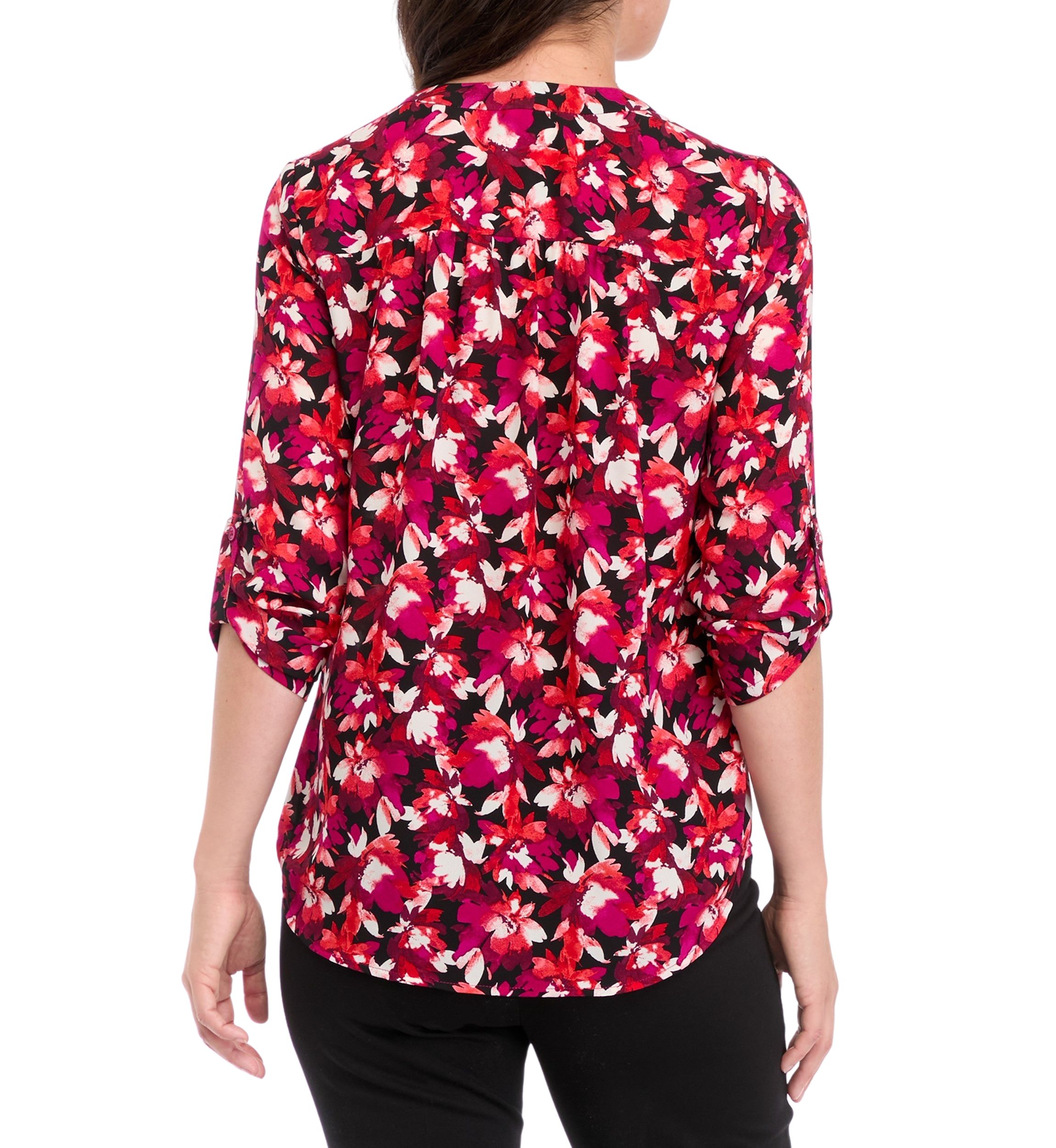 Womens V-Neck Printed Pleat Front Blouse