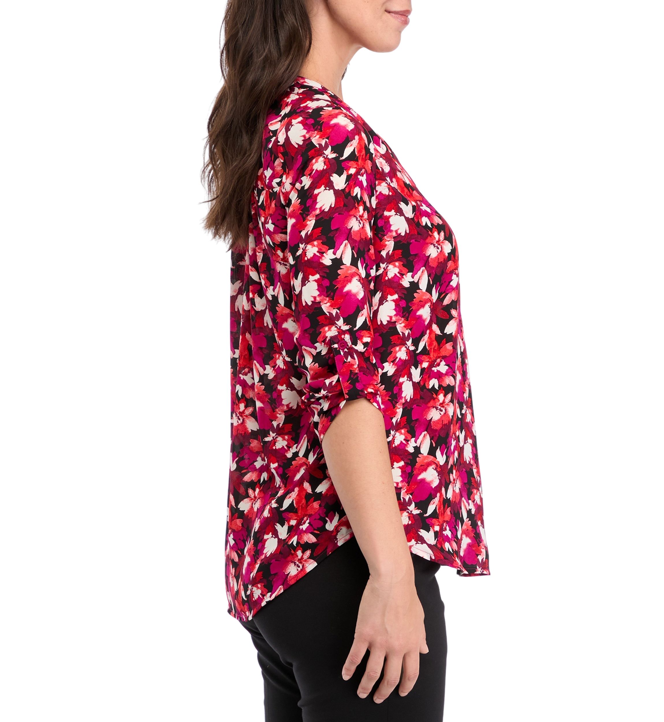Womens V-Neck Printed Pleat Front Blouse