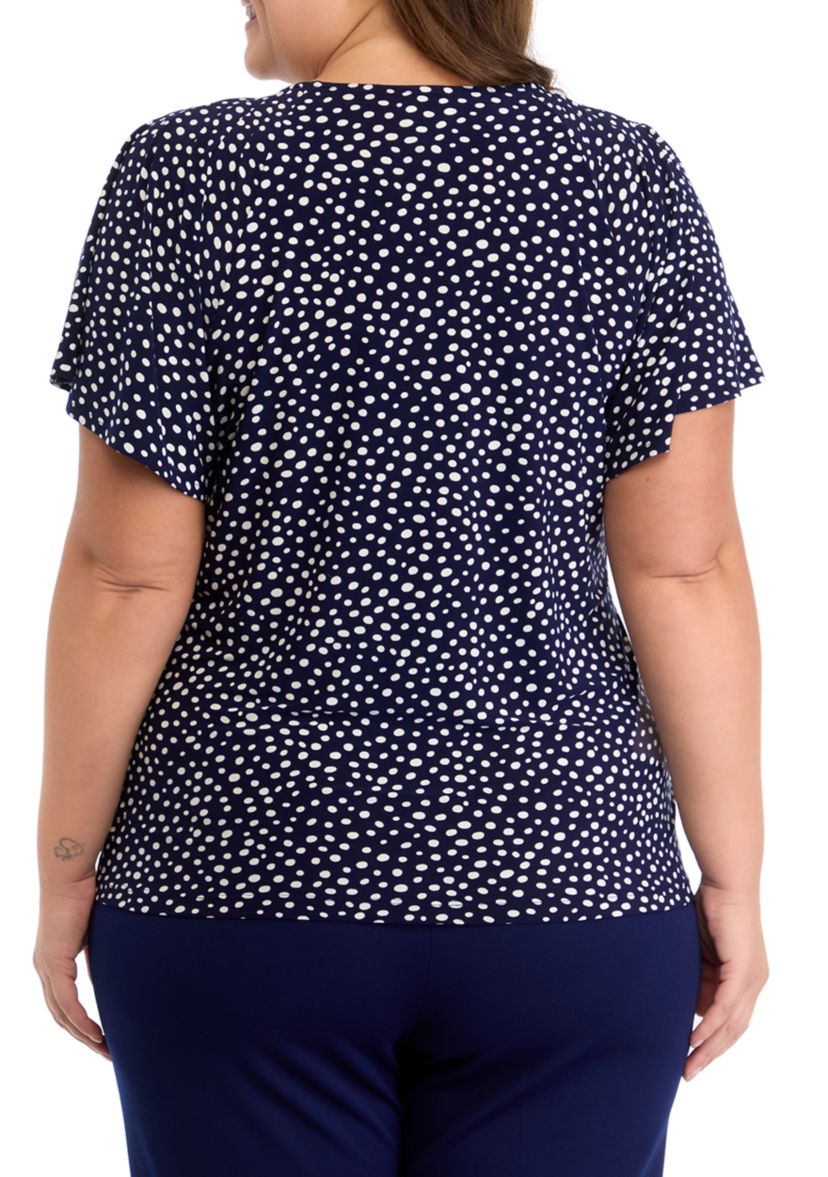 Plus Size Short Sleeve Pleated Top