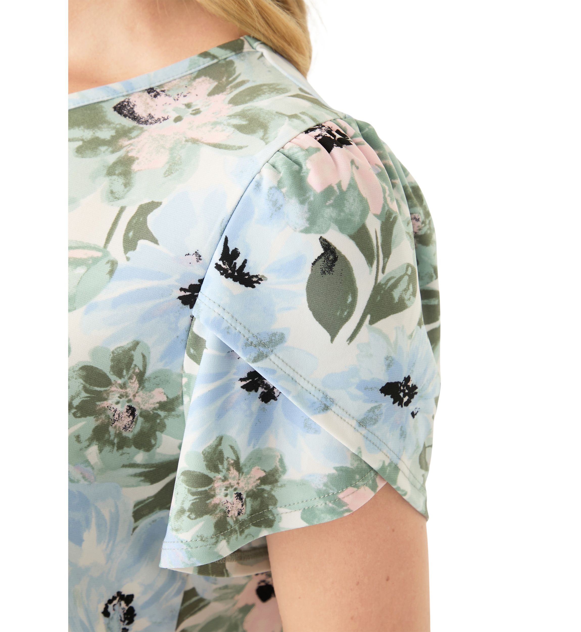 Petite Short Gathered Tulip Sleeve Top