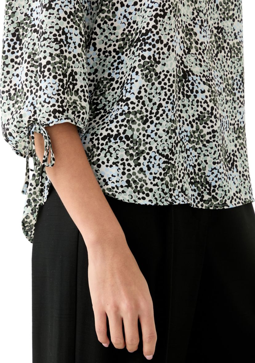 Petite Puff Sleeve Printed Blouse