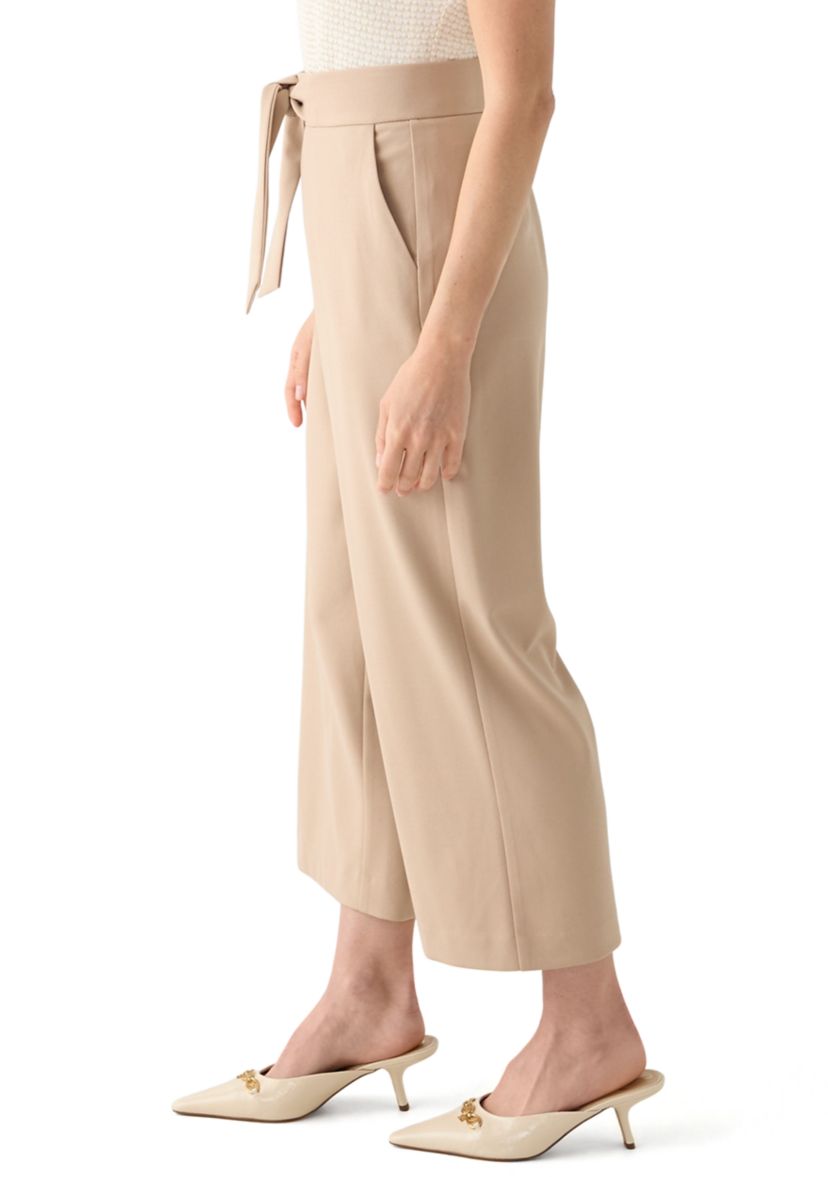 Petite Cropped Capri Pants