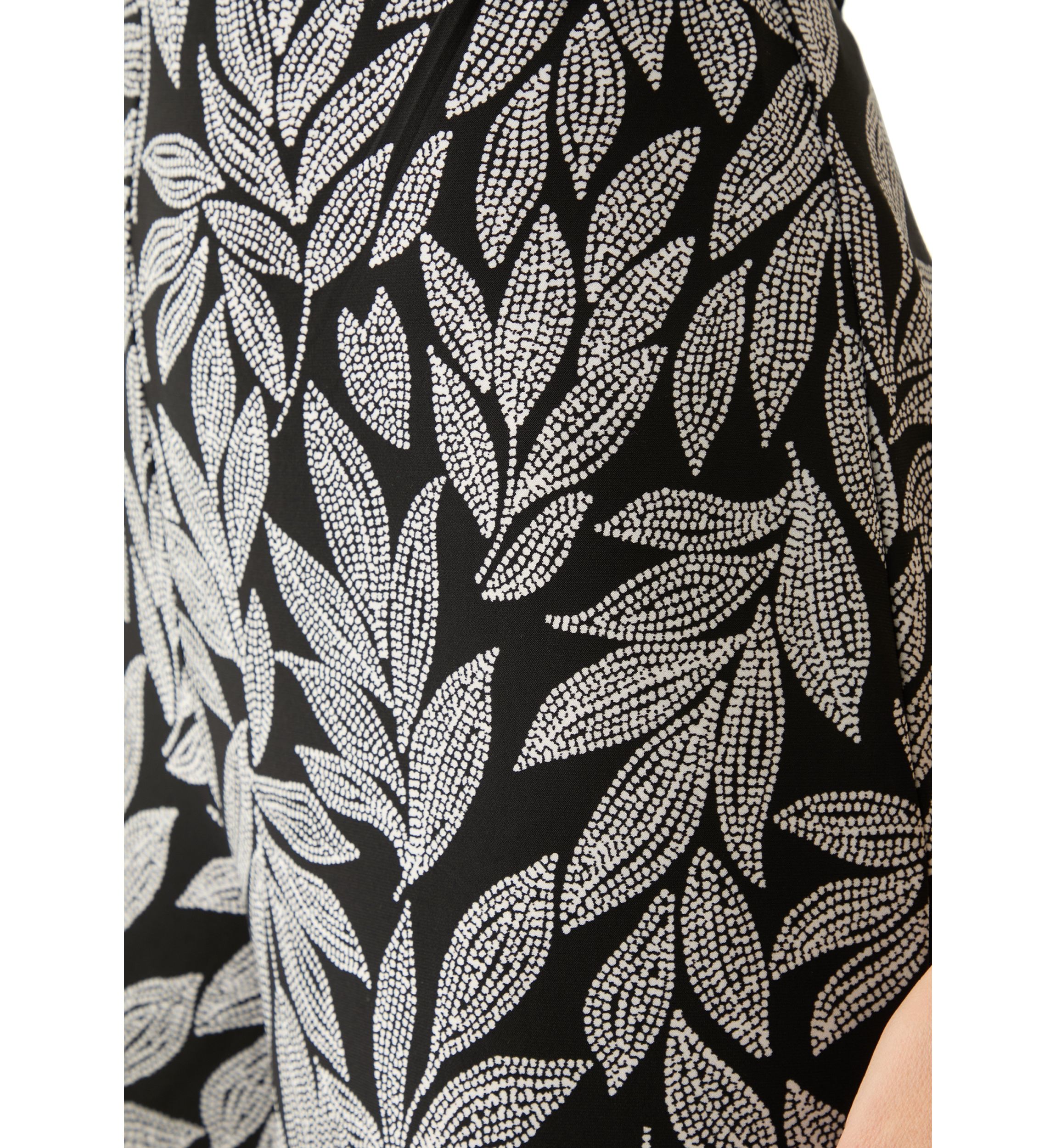 Petite Pull On Printed Wide Leg Pants