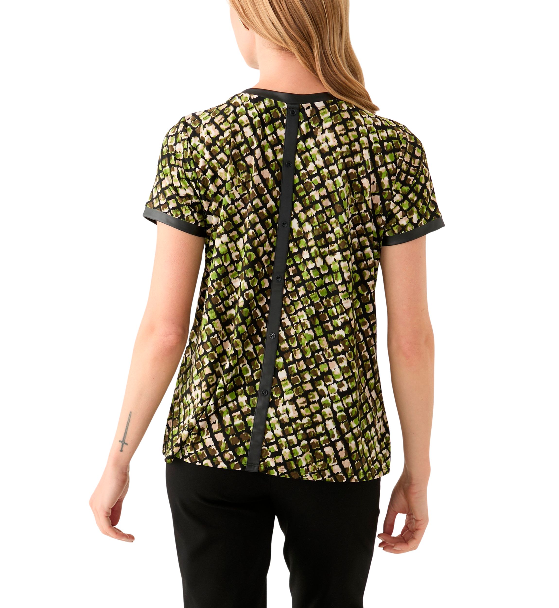 Petite Short Sleeve Button Back Knit 