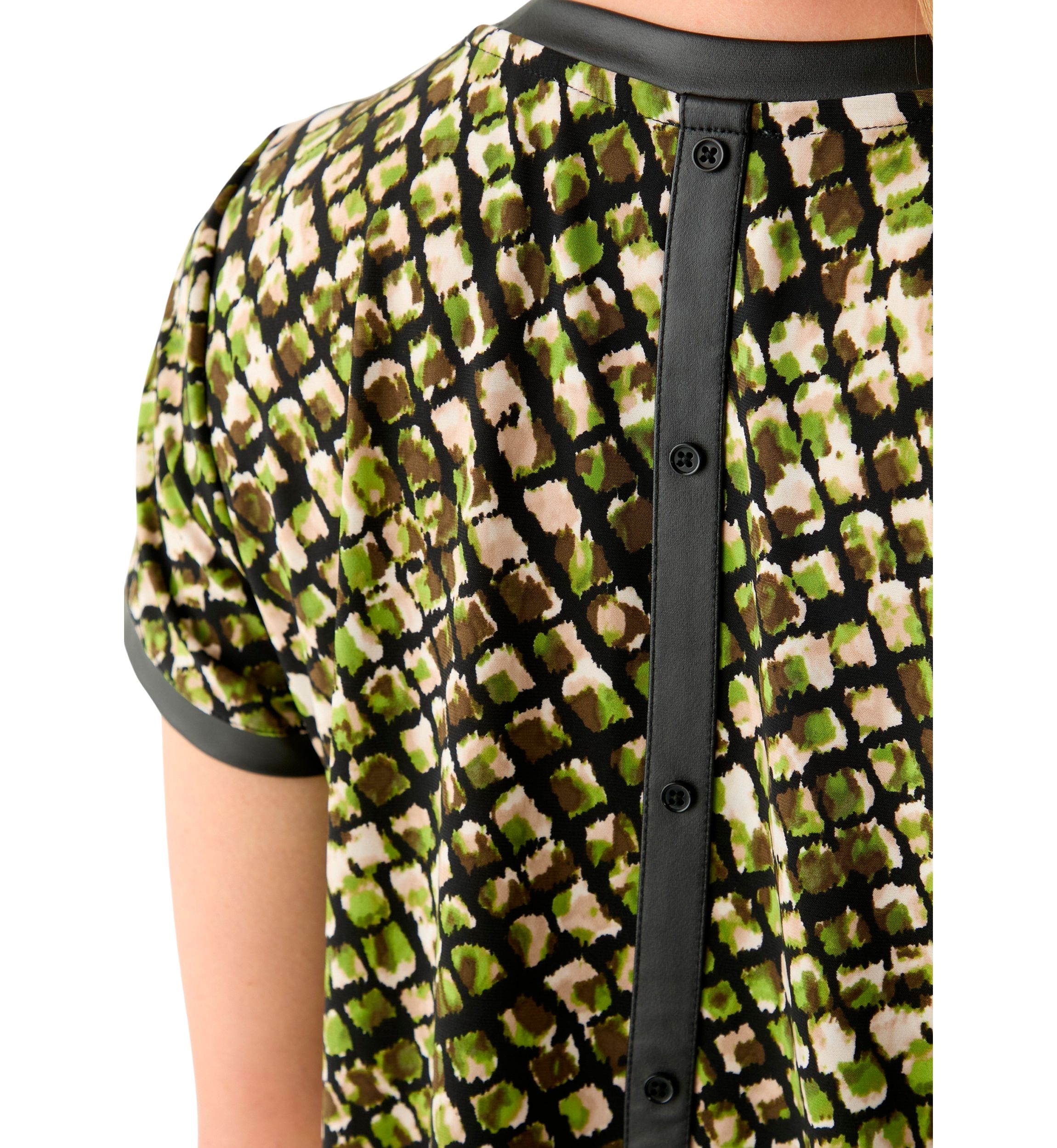 Petite Short Sleeve Button Back Knit 