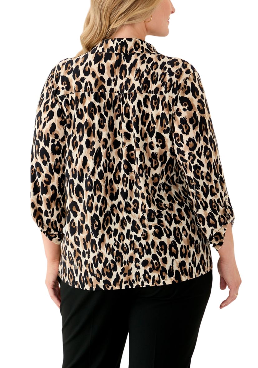 Plus Size 3/4 Sleeve Button Down Blouse