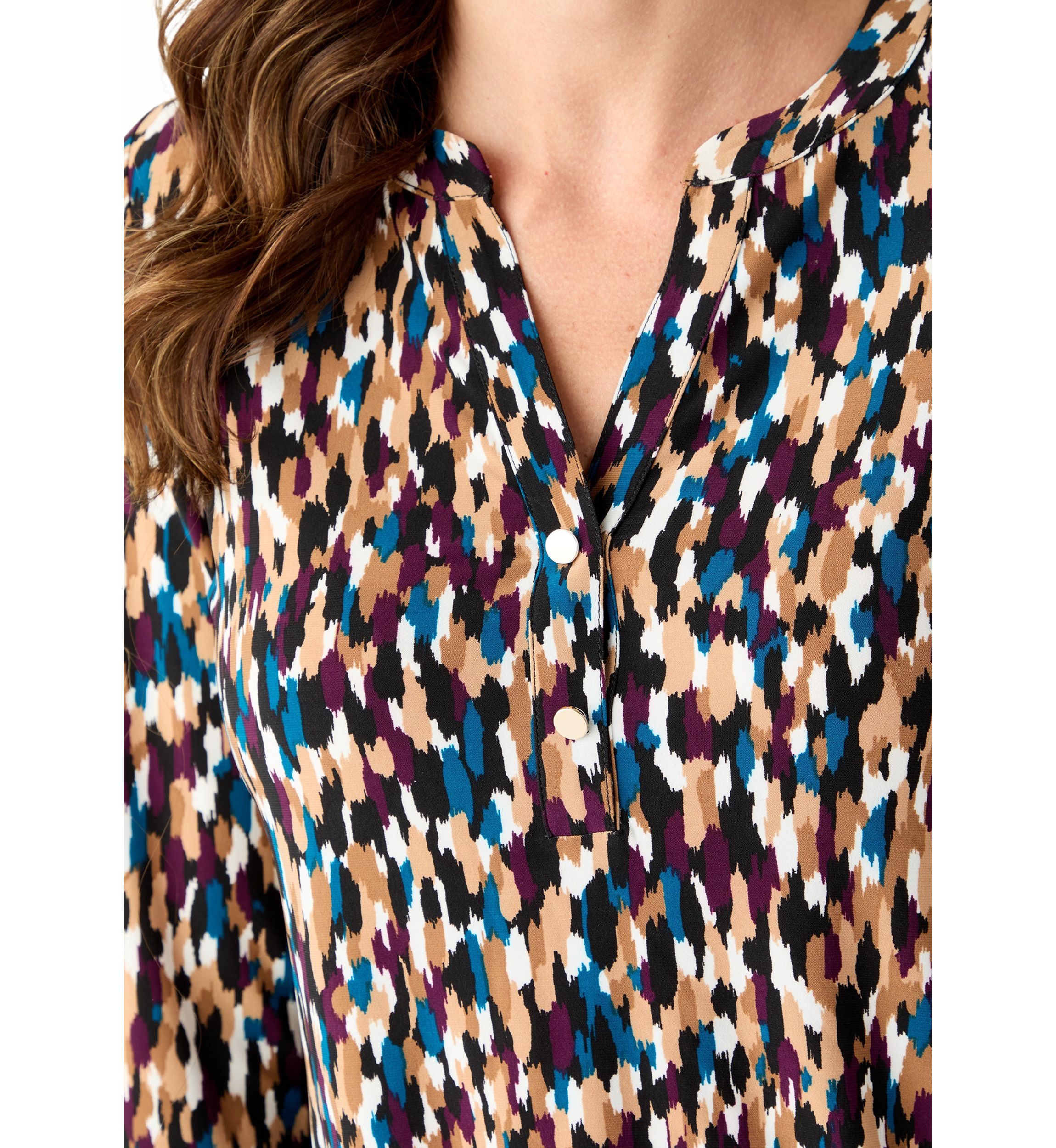Womens 3/4 Sleeve Printed Henley Top