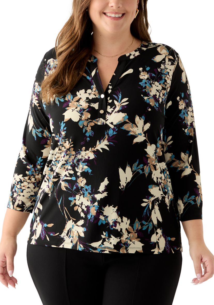 Plus Size 3/4 Knit Henley Top