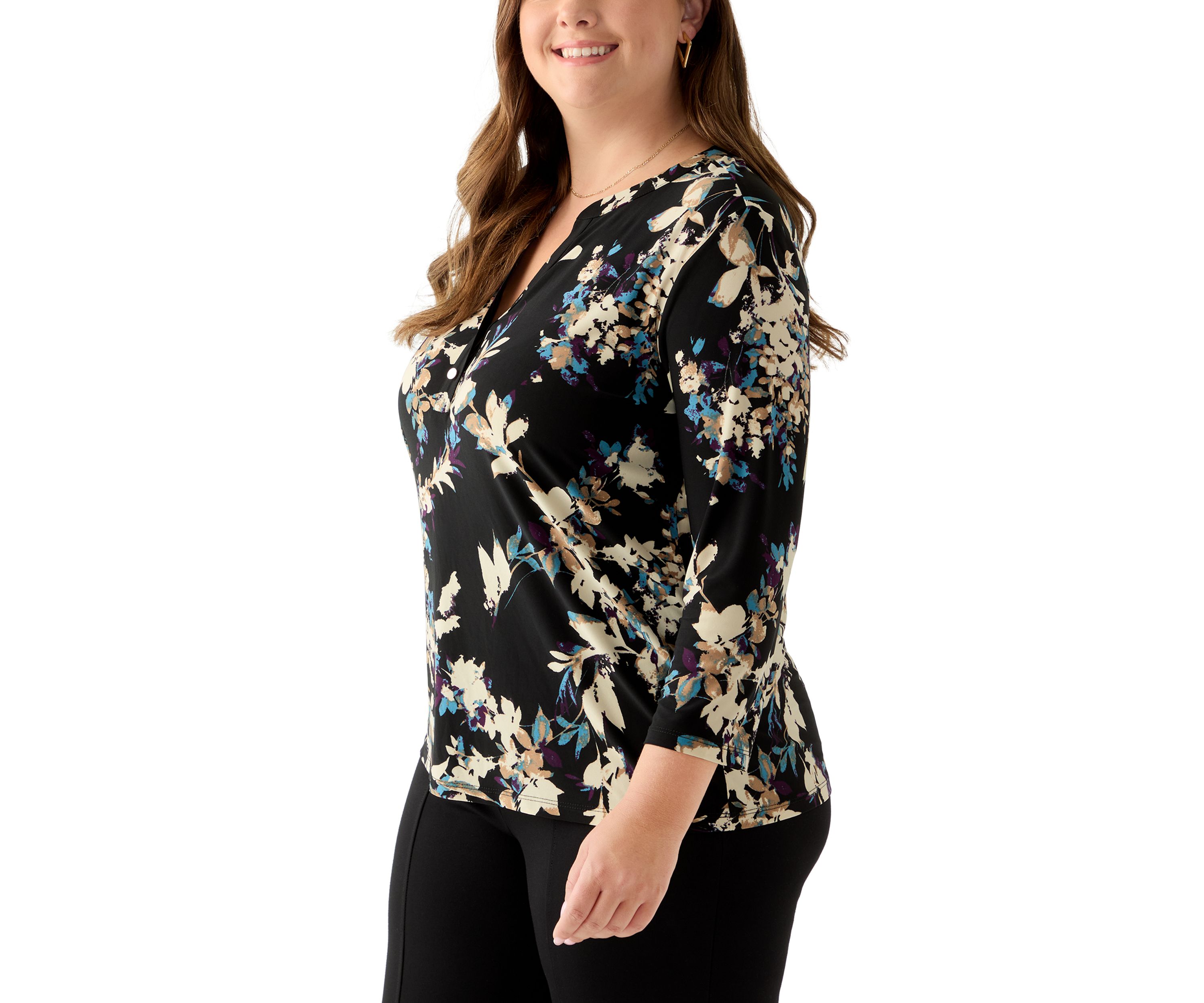 Plus Size 3/4 Knit Henley Top
