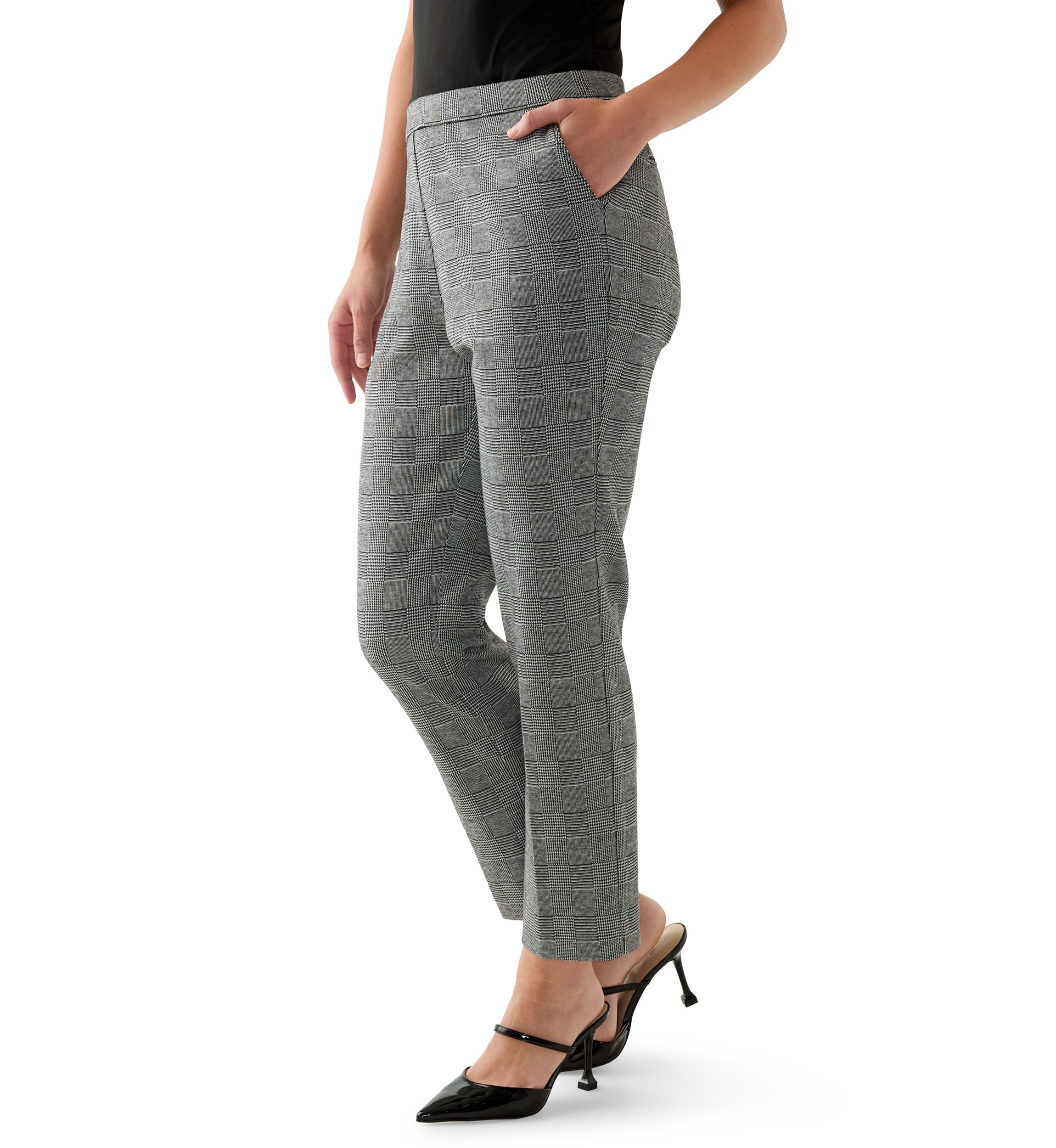 Petite Plaid Straight Ankle Pants