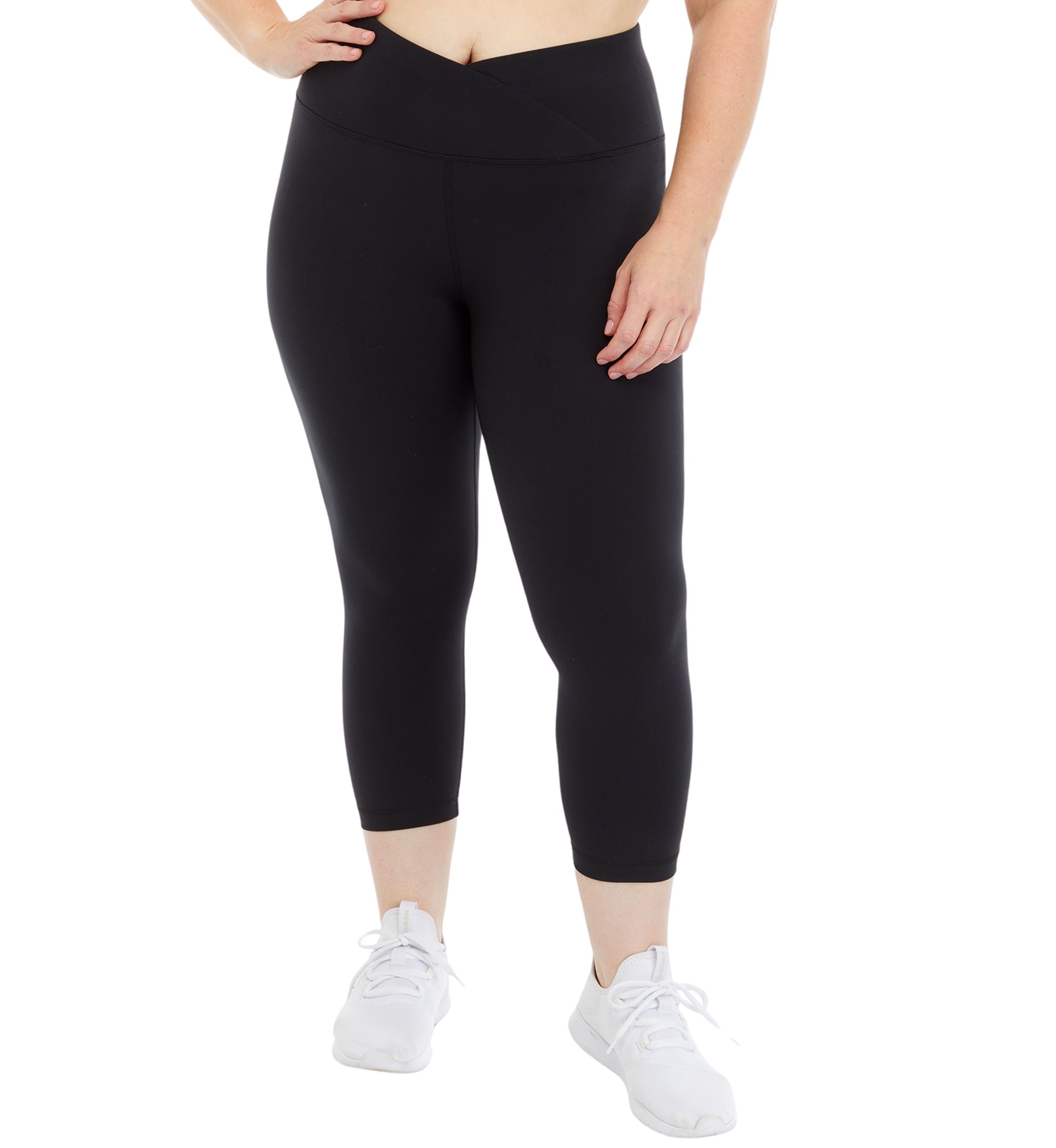 Plus Size High Rise Interlock Cropped Leggings