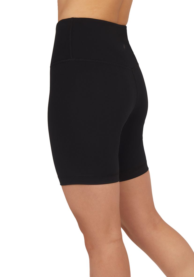7" High Rise Lux Everyday V-Back Shorts