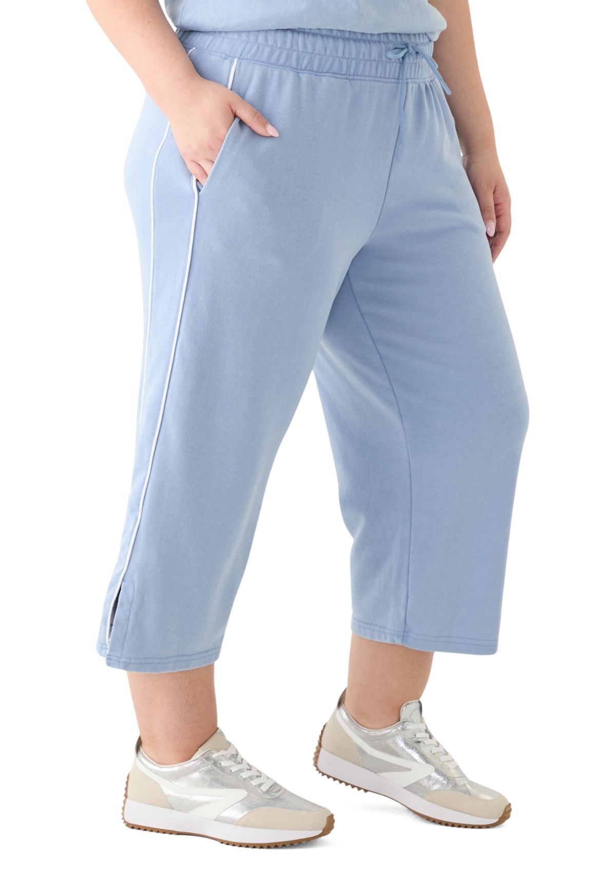 Plus Size Baby Wash Crop Capri Sweatpants