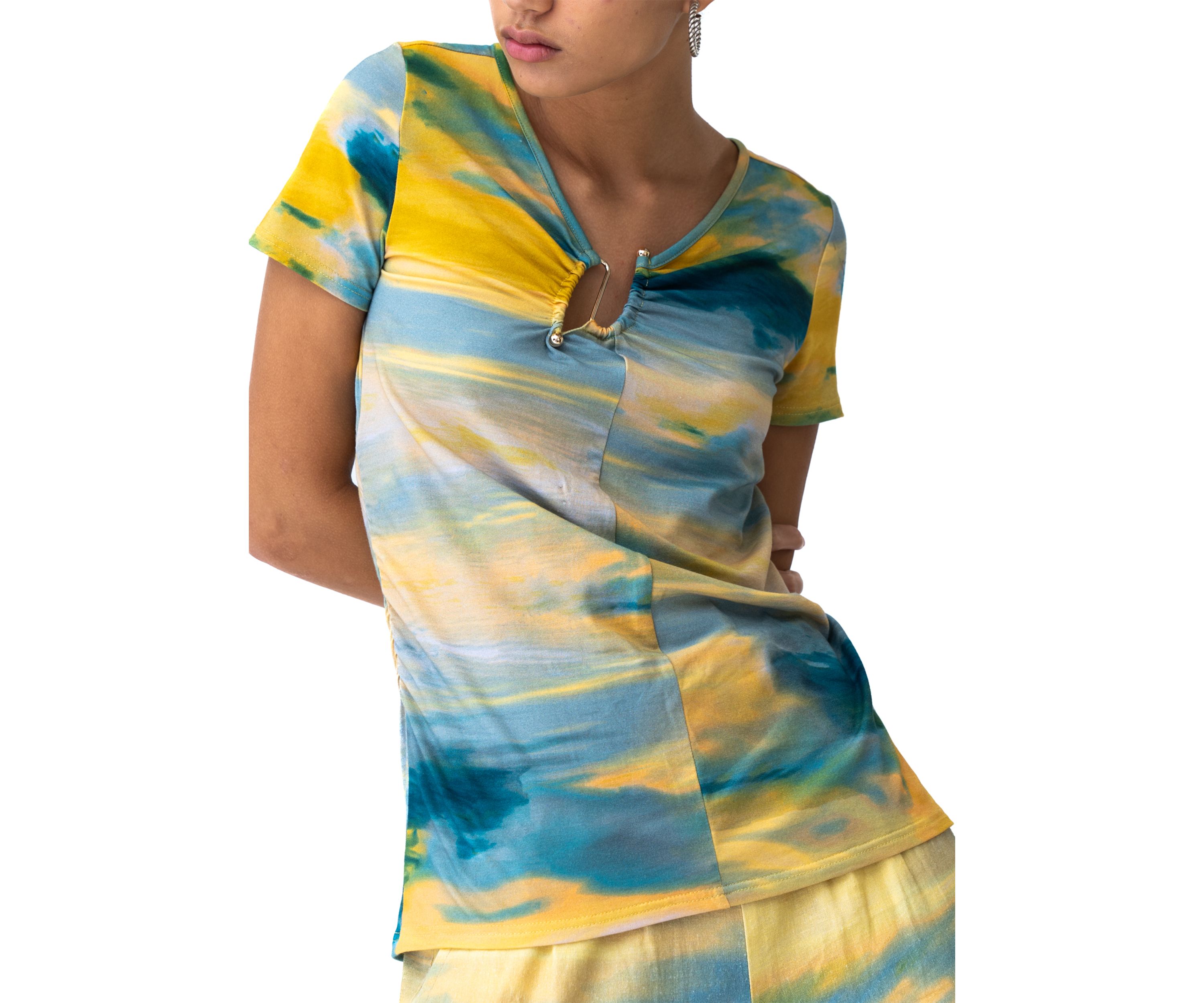 Womens Split Neck Hardware Printed Knit Blouse