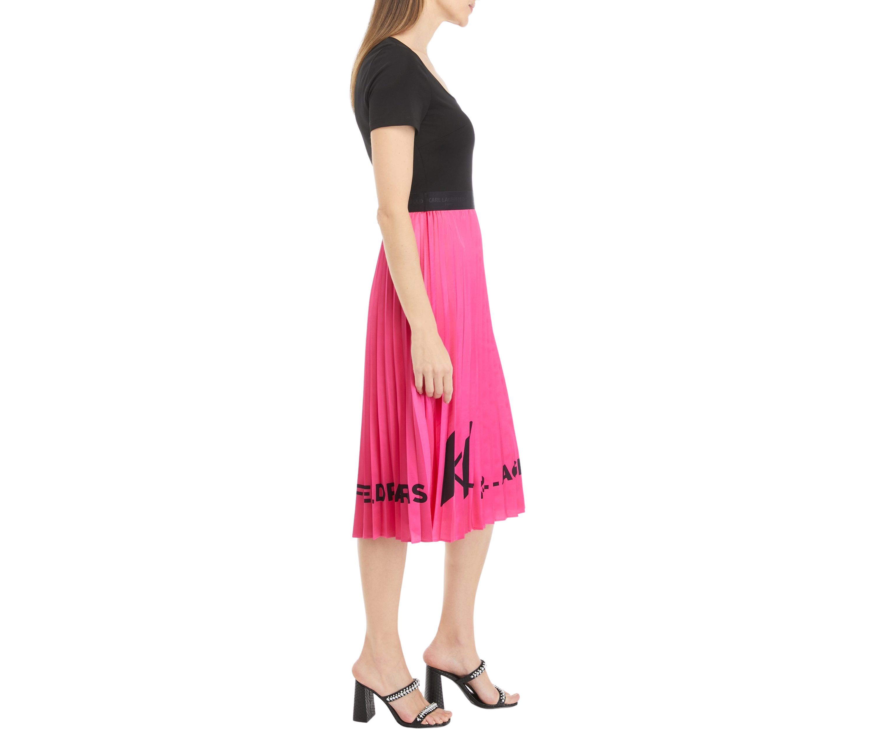 Womens Short Sleeve Square Neck Pleated Dress